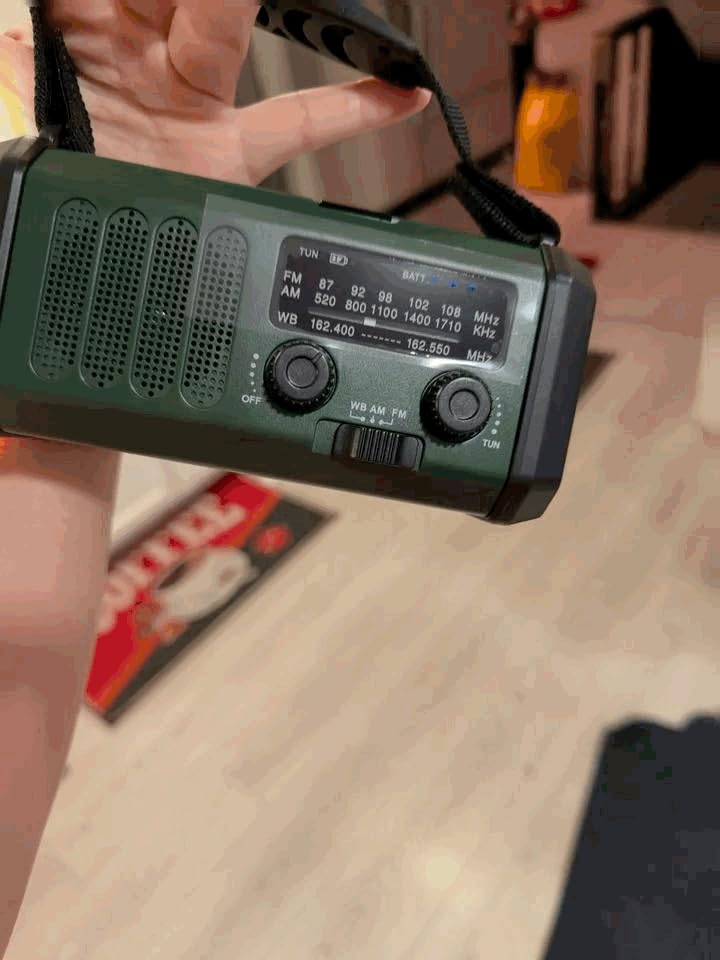 Leaton Hand Crank Emergency Radio, NOAA Weather Radio AM/FM, 10000mAh, Solar charging, Rechargeable Battery Powered, USB-C Charger, Flashlight, SOS Alarm, for Camping Survival Emergencies customer photo 1