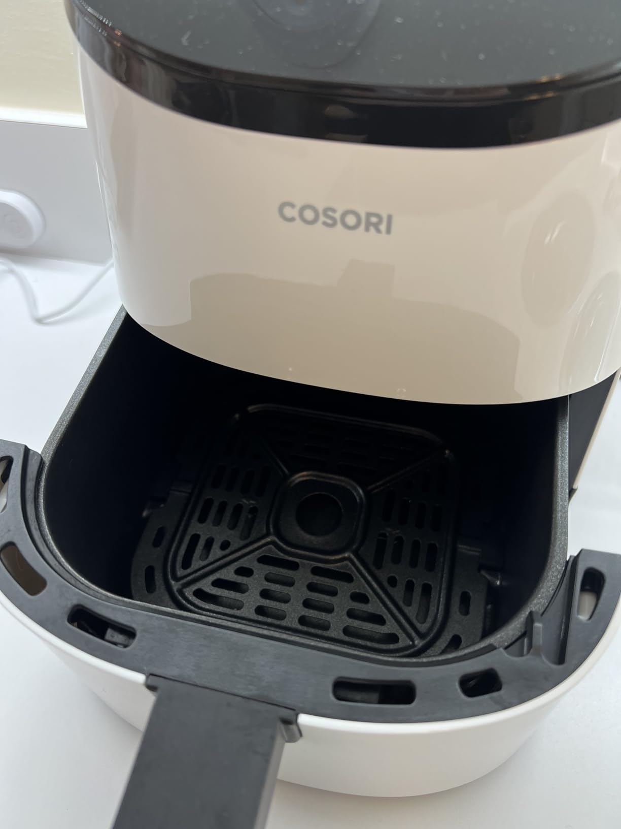 Cosori Lite 2.1 Qt Small Air Fryer, Ceramic Coating, 4-in-1, 97% less oil, Ideal for dorms, apartment, RVs, Quiet, Touch control, Air Fry, Bake, Roast, Reheat, Dishwasher-Safe Basket, Max 400F customer photo 2