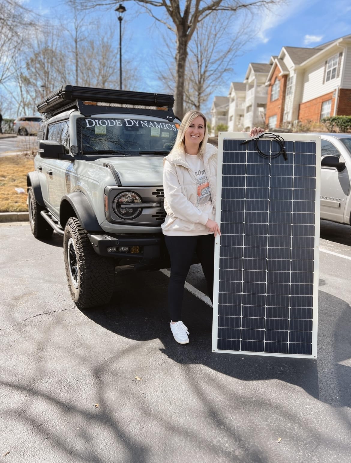 Renogy Flexible Solar Panel 200 Watt, 240 Ultra Flex Bendable | 200W Flexible Solar Panel for Marine RV Cabin Van Car Boat Curve Surfaces Off-Grid Systems, 0.1 Inch Lightweight, IP68 customer photo 2