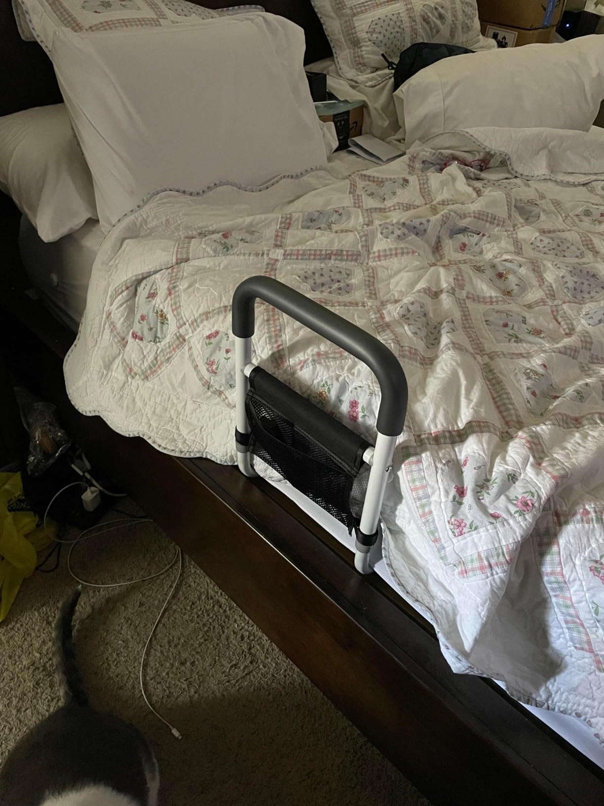 WeHwupe Bed Rails for Elderly Adults Safety with Bedside Storage Pocket customer photo 2