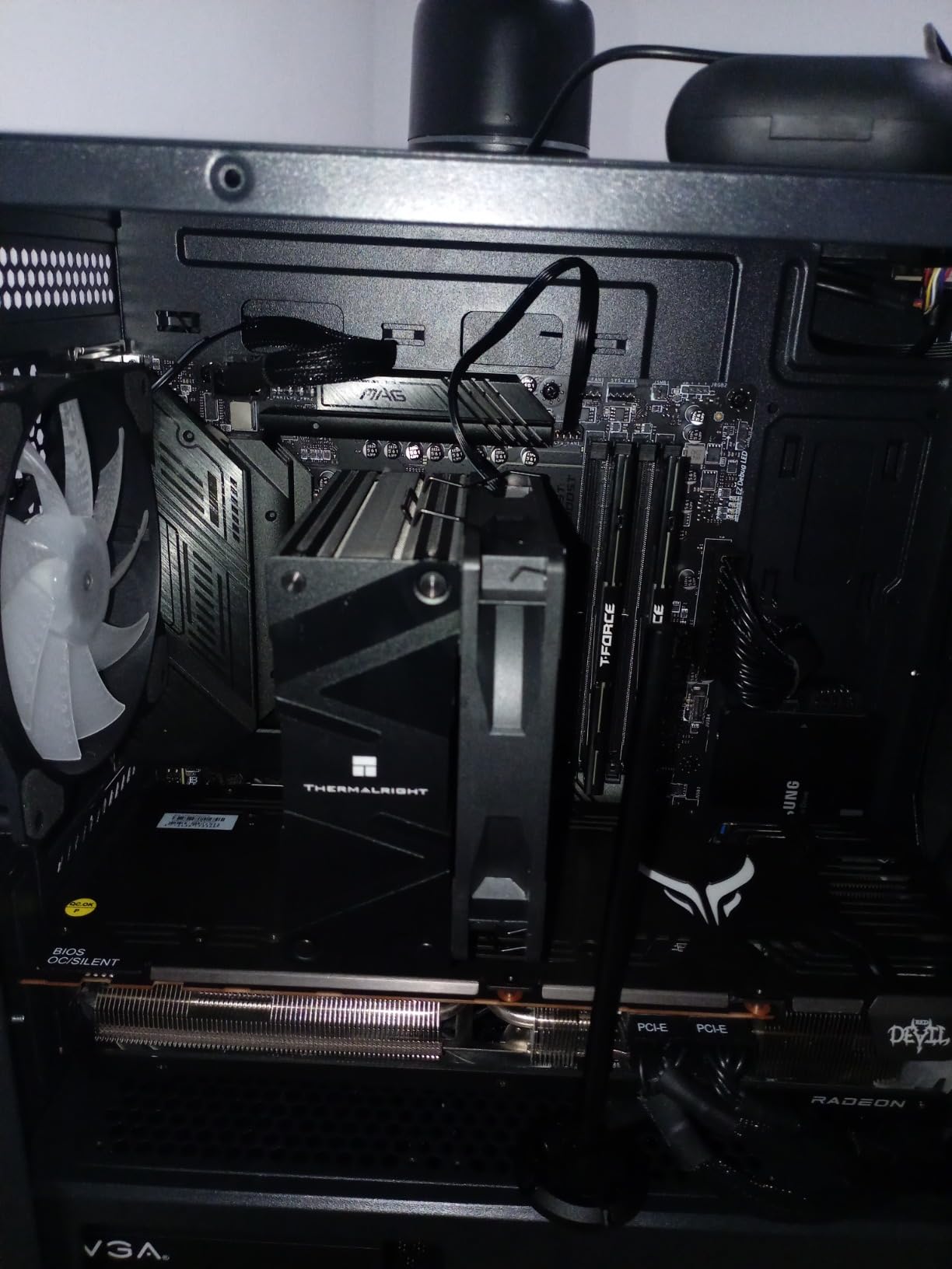 MSI MAG B650M Mortar WiFi Gaming Motherboard (AMD Ryzen 9000/8000/7000 Series Processors,AM5,DDR5,PCIe 4.0,M.2 Slots,SATA 6Gb/s,USB 3.2 Gen 2,HDMI/DP,Wi-Fi 6E,Bluetooth 5.3,2.5Gbps LAN,mATX) customer photo 2