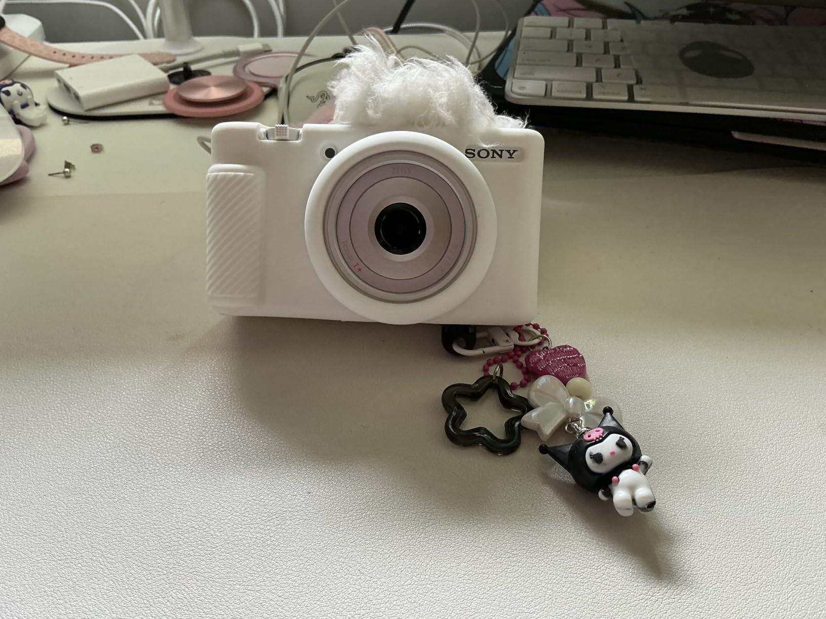Sony ZV-1F Compact Digital Camera 4K Video White customer photo 1