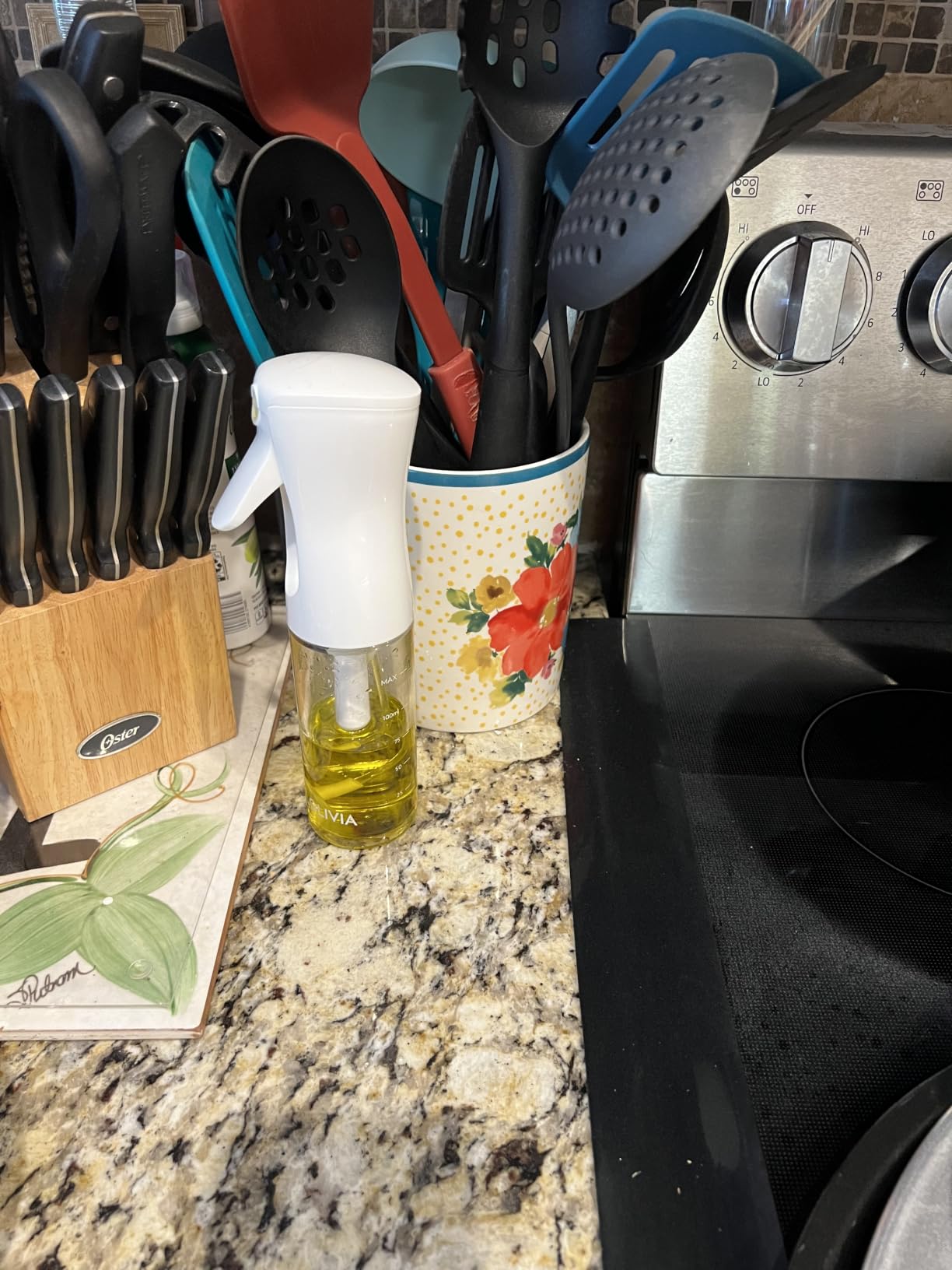 FLAIROSOL OLIVIA. The Original Advanced Oil Sprayer for Cooking, Salads, BBQs and More, Continuous Spray with Portion Control, Trusted by Chefs. Patented Technology. (Glass Bottle) (Golden Leaves) customer photo 2