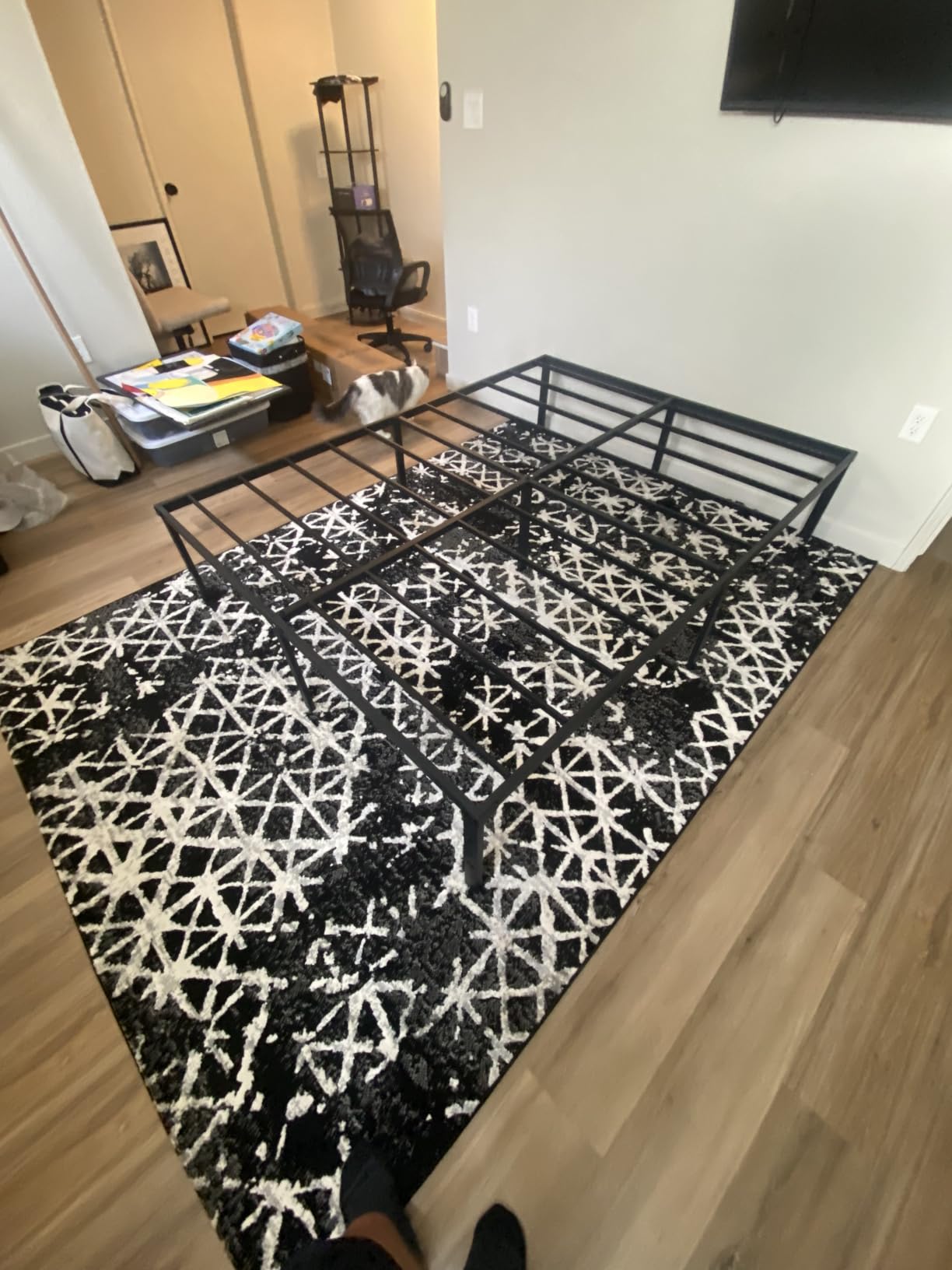Hafenpo 14 Inch Queen Bed Frame - Sturdy Metal Platform Queen Size, No Box Spring Needed, Heavy Duty, Easy Assembly, Strong Bearing Capacity, Under Bed Storage, Black customer photo 2