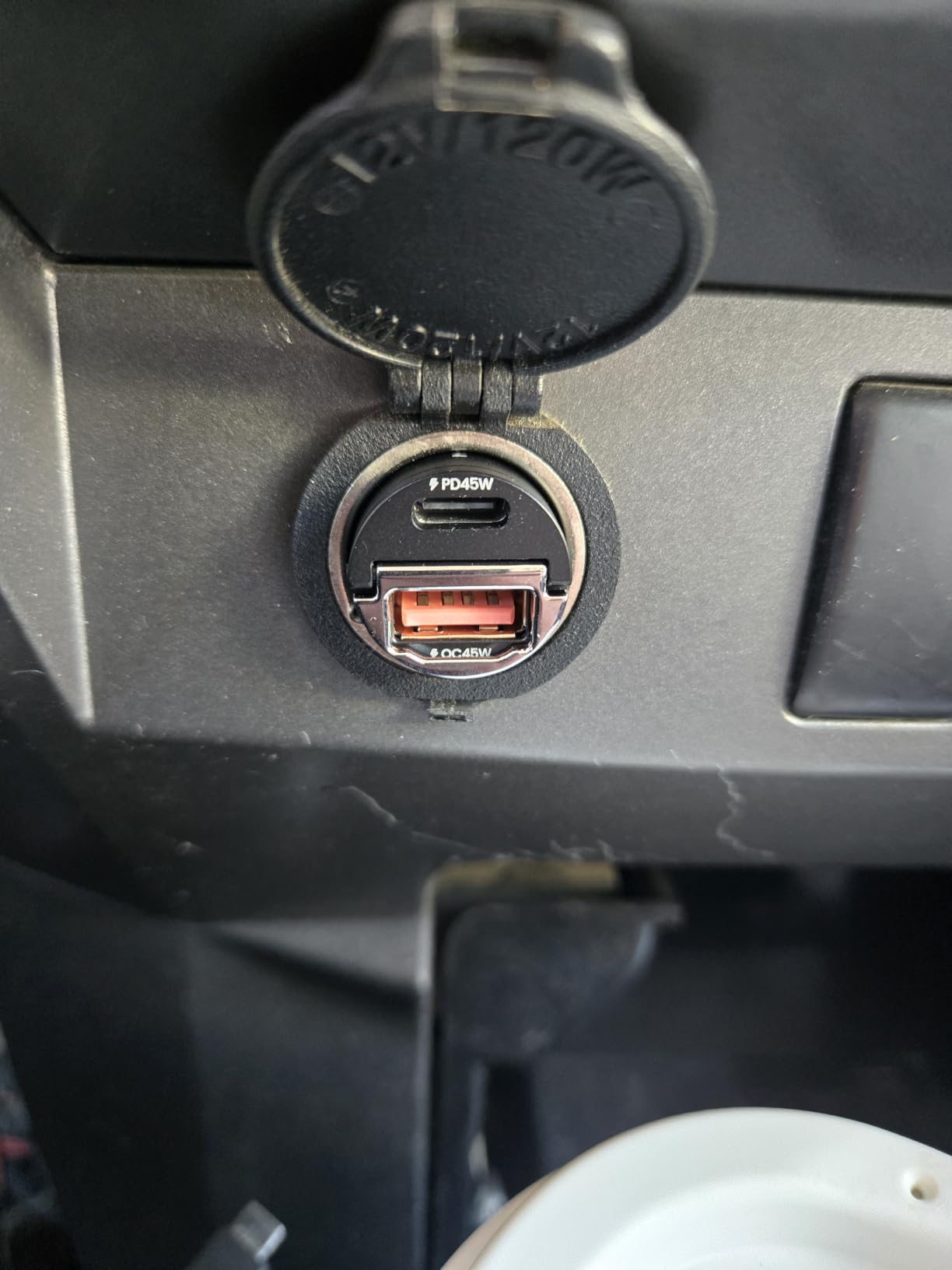 MRGLAS 90W USB C Car Charger Fast Charging [Invisible & All Metal Design] customer photo 1
