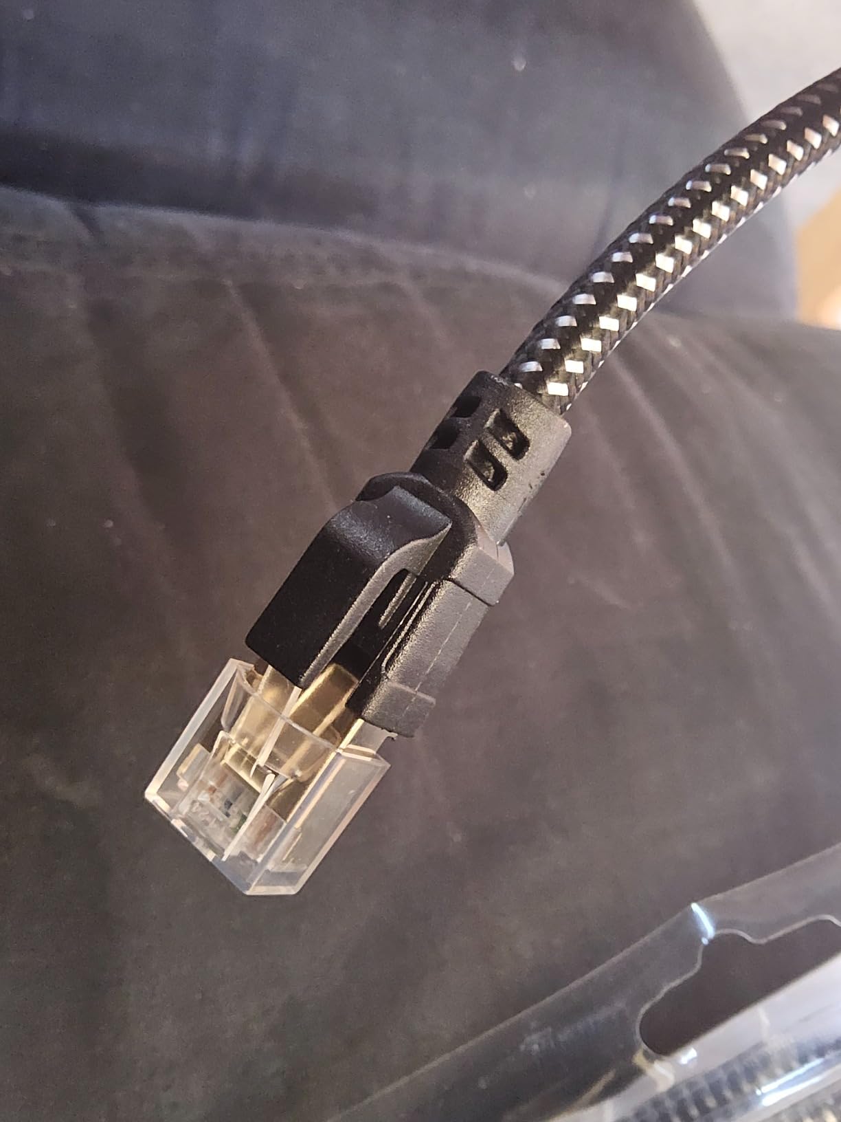 BUSOHE Cat 8 Ethernet Cable 25 FT, High Speed 40Gbps 2000Mhz Braided Network Internet Cable with Gold Plated RJ45 Connector, Heavy Duty LAN Cable S/FTP UV Resistant for Router/Gaming/PC, 15 Clips customer photo 2