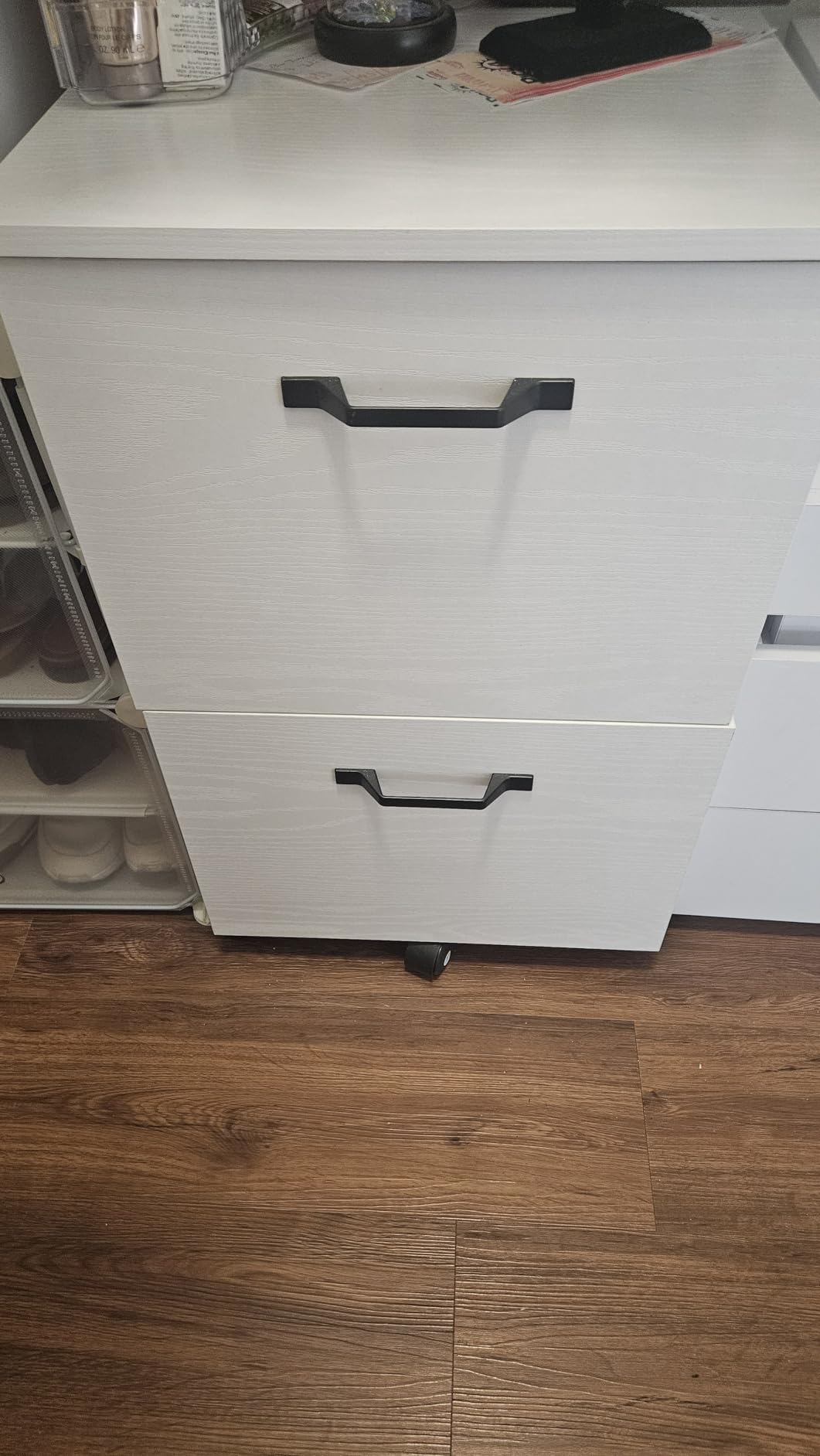 VASAGLE CUSTOS Collection - 2-Drawer File Cabinet, Small Rolling Filing Cabinet for Home Office, Printer Stand, for A4, Letter-Size Documents, 15.7 x 16.5 x 27.6 Inches, Snow White UOFC040W46V2S customer photo 2
