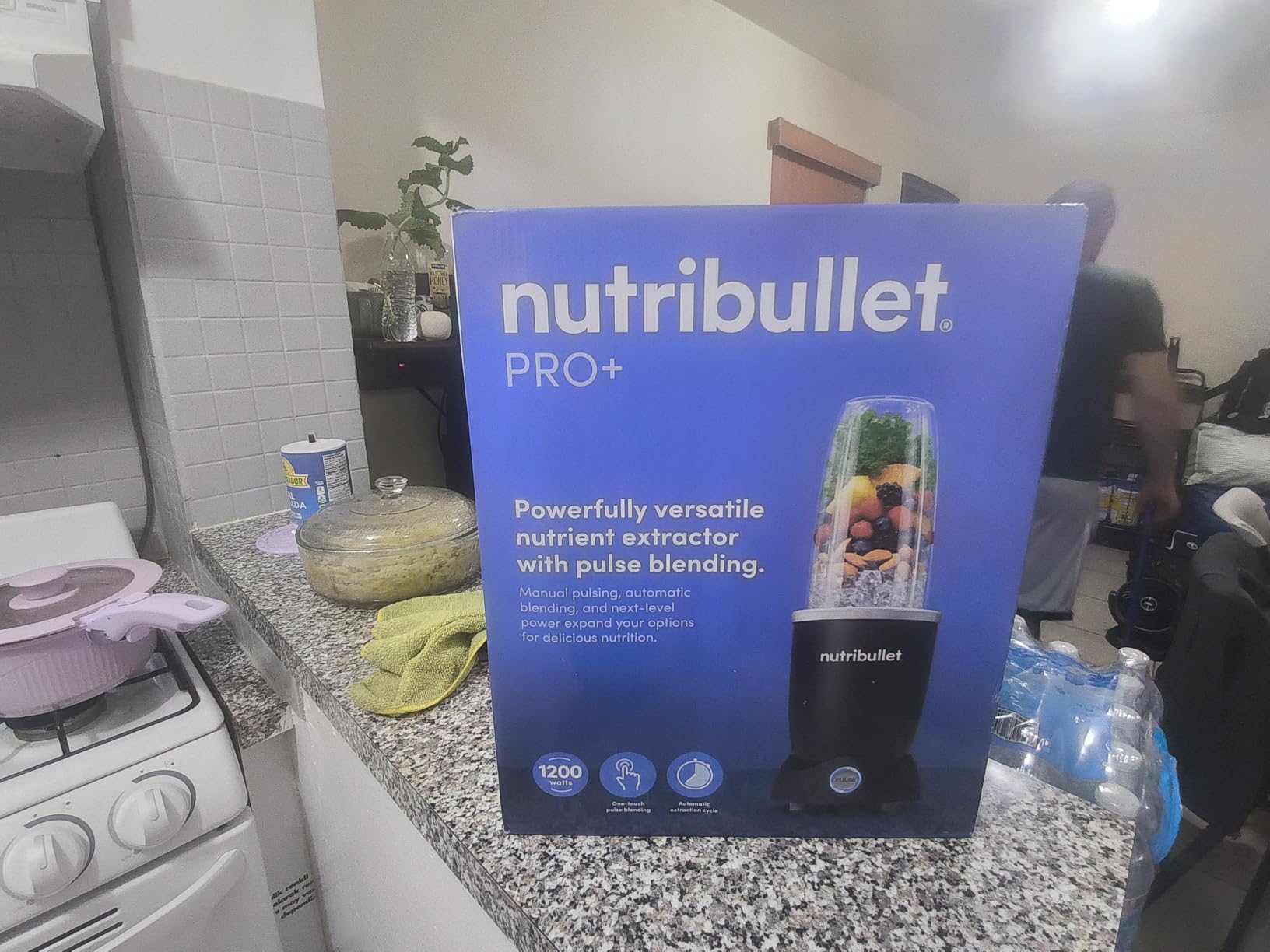 nutribullet Pro+ Personal Blender 1200W – Pulse Function, Auto Shut-Off, Nutrient Extractor for Smoothies, Shakes & Salsas – Includes 32 oz & 24 oz To-Go Cups, Matte Black customer photo 1
