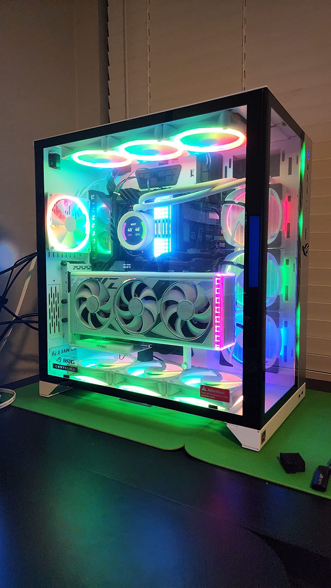 ASUS ROG Strix GeForce RTX 4090 White OC Edition Gaming Graphics Card (PCIe 4.0, 24GB GDDR6X, HDMI 2.1a, DisplayPort 1.4a), 3 Year Warranty customer photo 2