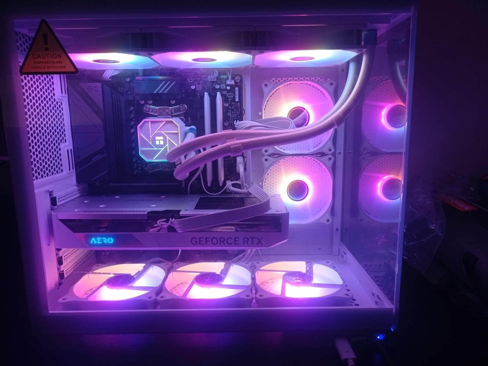AMD Ryzen™ 9 7900X3D 12-Core, 24-Thread Desktop Processor customer photo 1