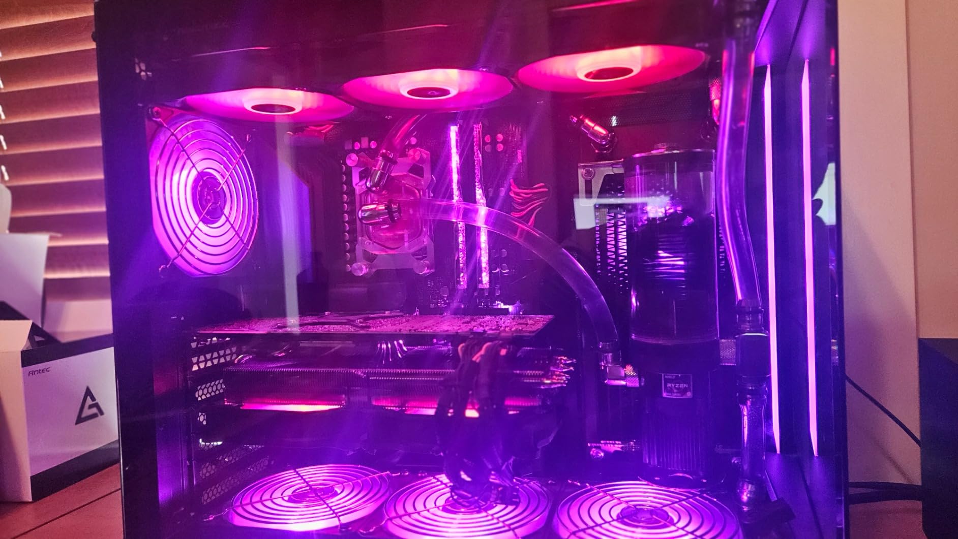 AMD Ryzen™ 9 7900X3D 12-Core, 24-Thread Desktop Processor customer photo 2