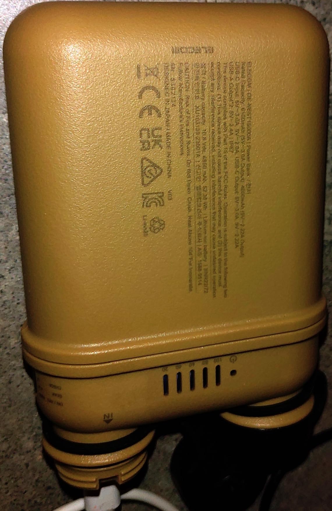 ELECOM NESTOUT Rugged Power Bank, 15000mAh Outdoor Charger, 32W USB C Fast Charging PD, Waterproof IP67, Heavy Duty Shockproof, Tactical Battery Pack for iPhone Tablet Hiking Camping Survival (Beige) customer photo 2