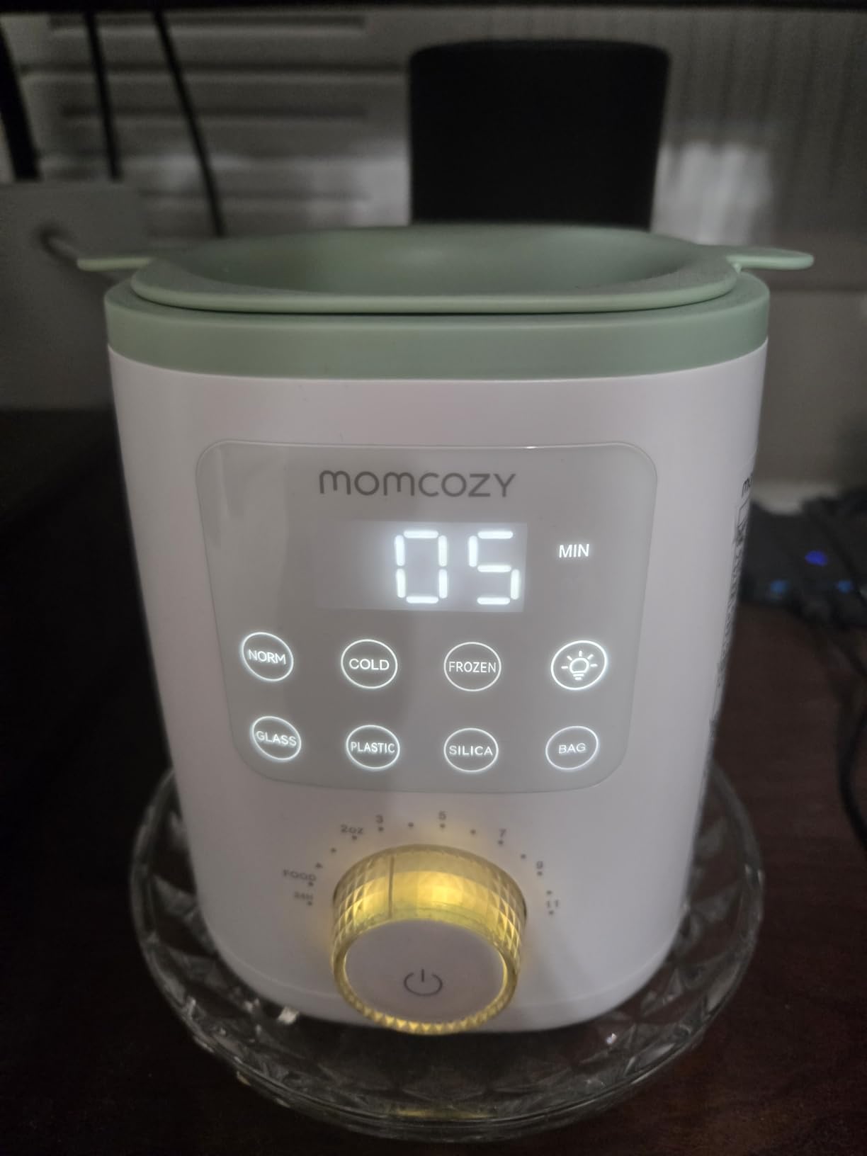 Momcozy Baby Bottle Warmer for Breast Milk, Fullest Nutrients Preserved | Fast & Even Heat, Night Light for Nighttime Breastfeeding, One-Touch Easy Use, Newborn Essentials Supplies Gift for Mom customer photo 2