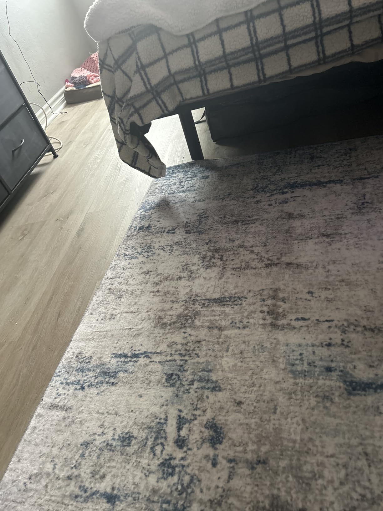 5x7 Area Rugs for Living Room Large Washable Abstract Rug White Gray Blue | Ultra Soft, Anti-Skid, Non-Shedding, Indoor Carpets, Modern Decor, Suitable for Bedroom Under Dining Table Nursery Home Office customer photo 1