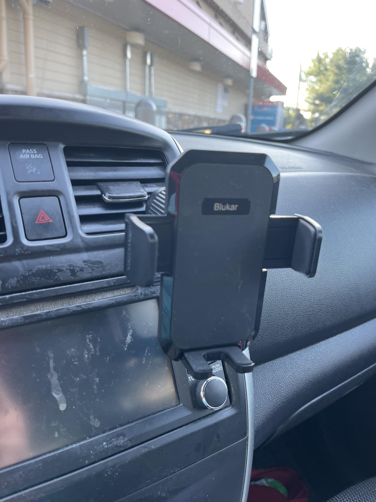 Blukar Car Phone Holder Mount, Super Stable Air Vent Cell Phone Car Mount | 2025 Metal Hook Clip, 360° Rotation,One Button Release for iPhone, Galaxy, Google, and All Other Smartphones customer photo 2