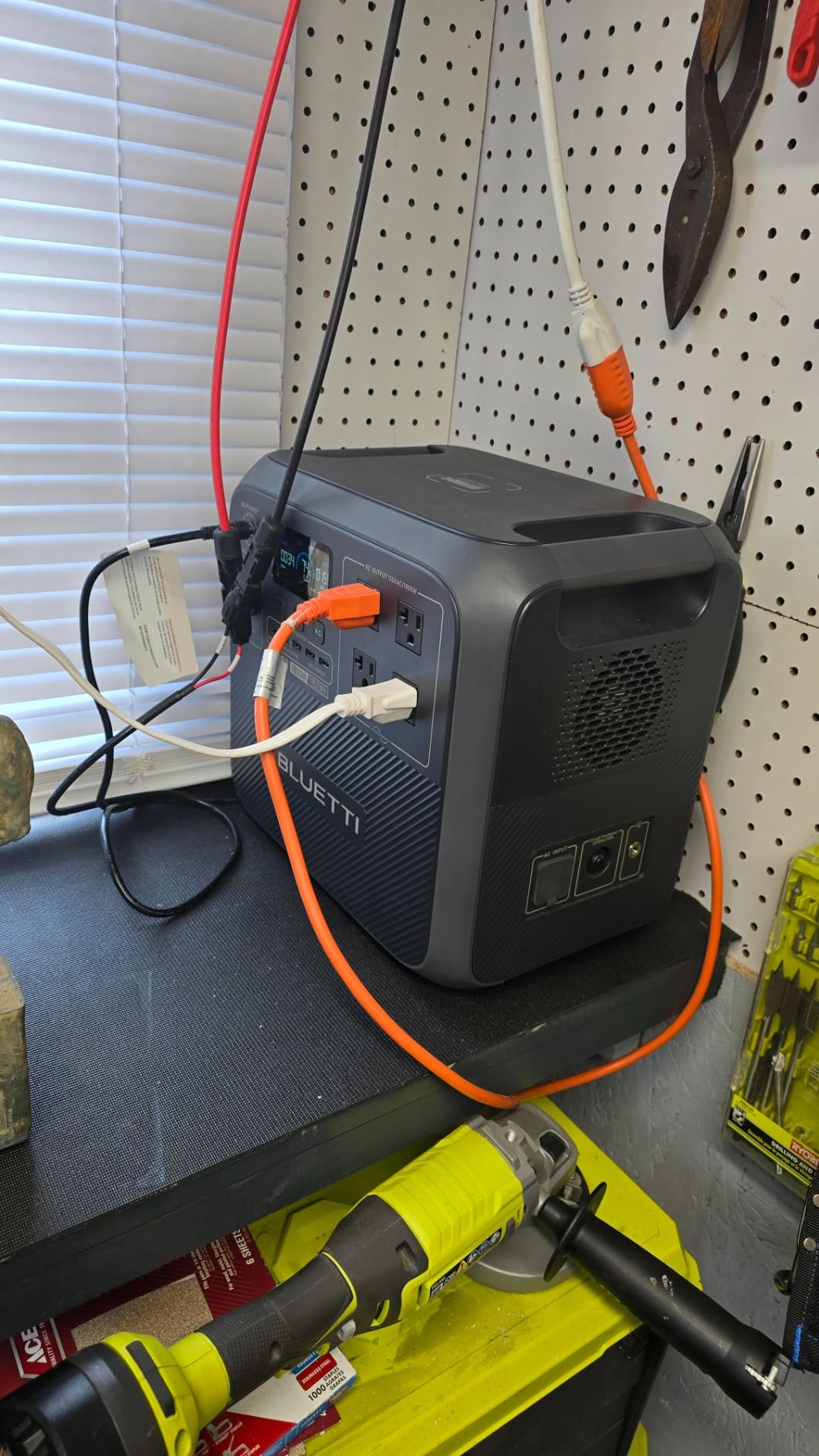 BLUETTI AC180 Portable Power Station 1152Wh 1800W LiFePO4 Solar Generator, Battery Backup w/ 4 1800W (2700W Peak) AC Outlets, 0-80% in 45Min, Fast Charge LFP Power for Camping, Off-grid, Power Outage customer photo 1