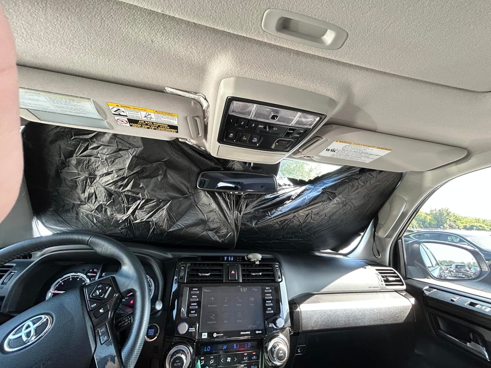 300T Thickened Automotive Glass Sunshade and Comes with Storage Bag,Keep Car Interior Cool,Universal Windshield Sun Shade Fit for Cars,Trucks,SUVs (L: 57.08 * 31.5 inch) customer photo 1