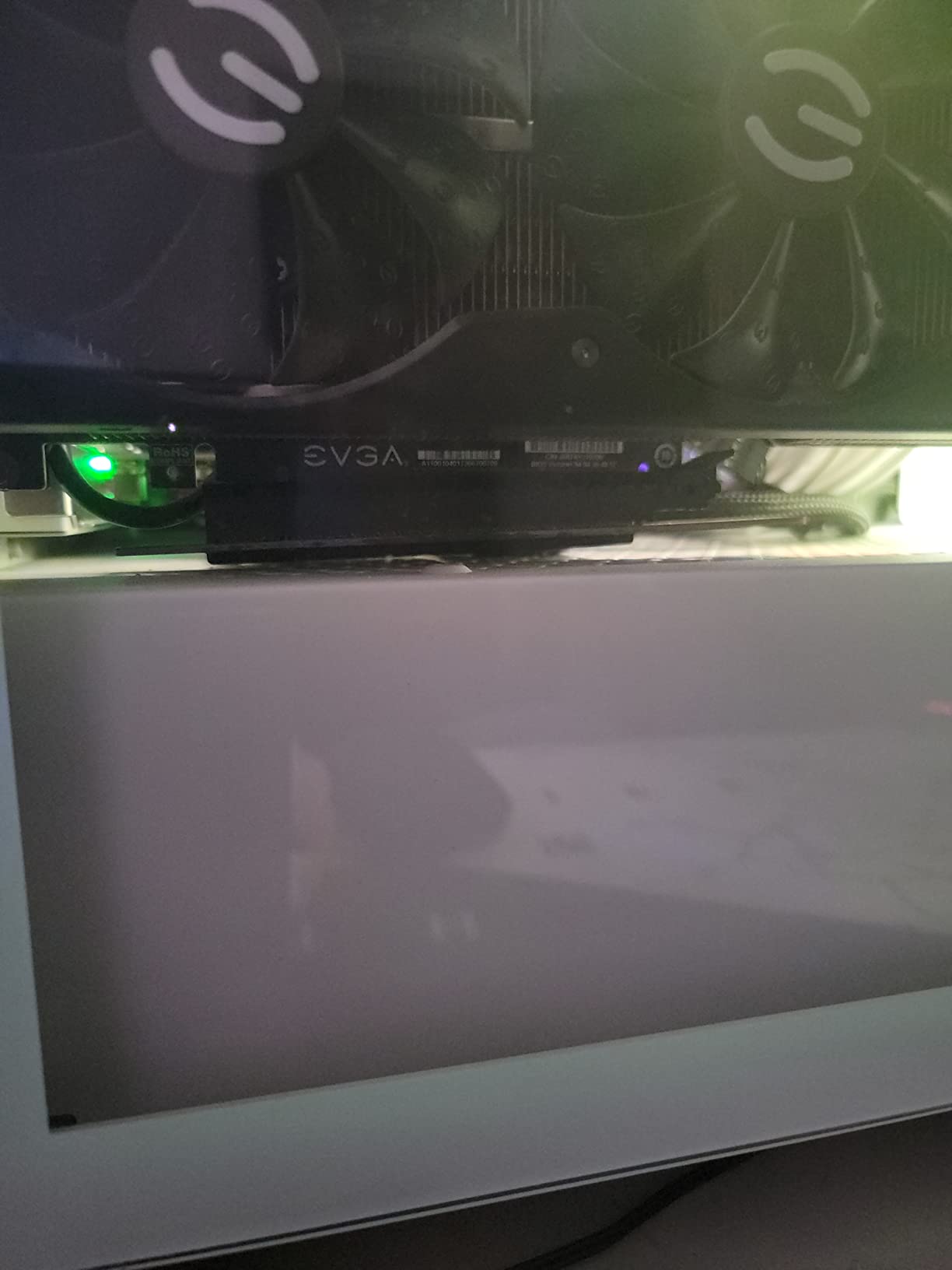 GLOTRENDS 300mm PCIe 4.0 X16 Riser Cable for PCIe 4.0/3.0 GPUs, Such as GeForce RTX 40/30 Series and AMD Radeon RX7000/RX6000 Series, etc customer photo 2