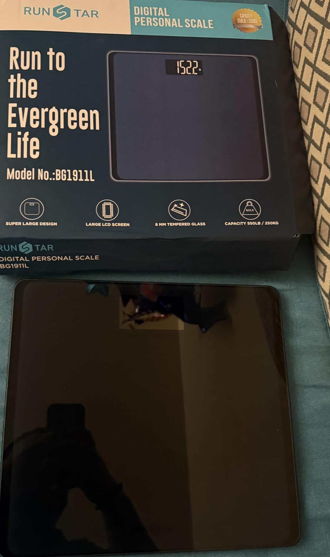 RunStar 550lb Bathroom Digital Scale for Body Weight with Ultra-Wide Platform and Large LCD Display, Accurate High Precision Scale with Extra-High Capacity customer photo 1
