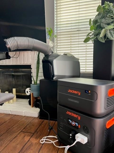 Jackery Explorer 2000 Plus Portable Power Station, 2042Wh, 3000W AC Output customer photo 2