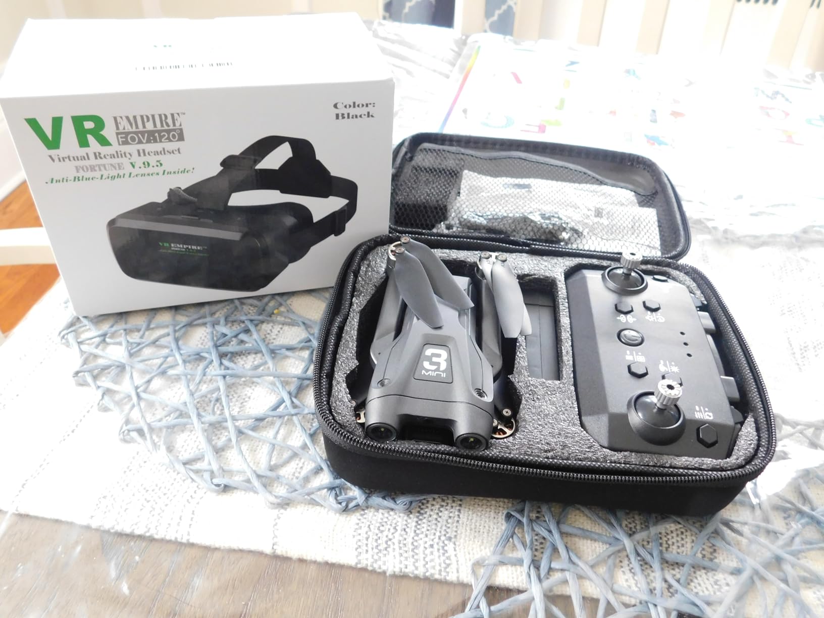 VR Headsets for Phone Cell Phone Virtual Reality headsets 3D Glasses Helmets VR Goggles for TV Movies Video Games Compatible to iOS Android Support 4.7” to 7.3” Mobile Screen (B95) customer photo 1