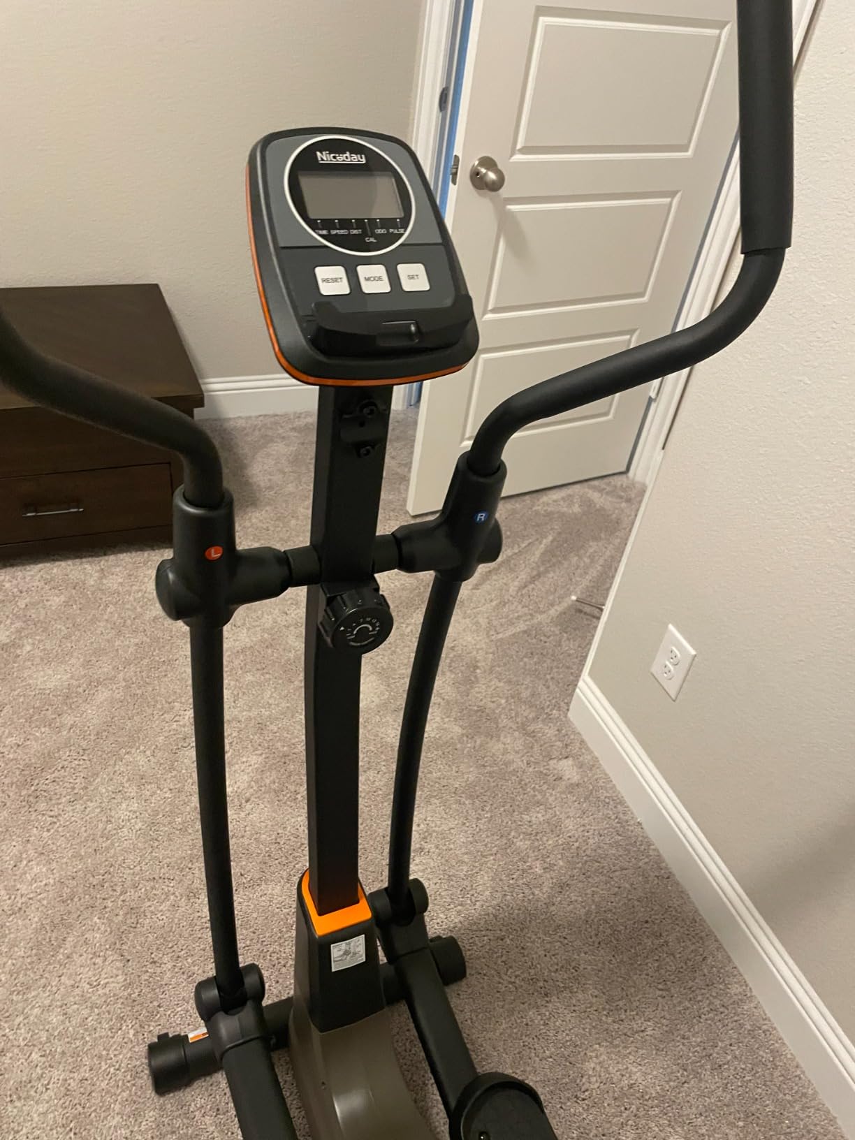 Niceday Elliptical Exercise Machine with 15.5IN/16IN/20IN Stride customer photo 2