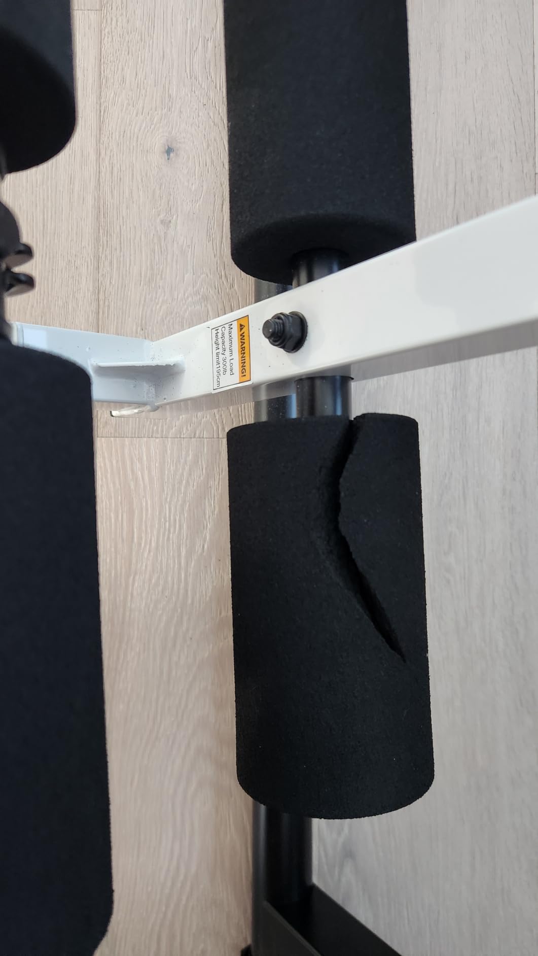 YOLEO Gravity Inversion Table for Back Pain Relief 2026 New Inversion Table customer photo 1