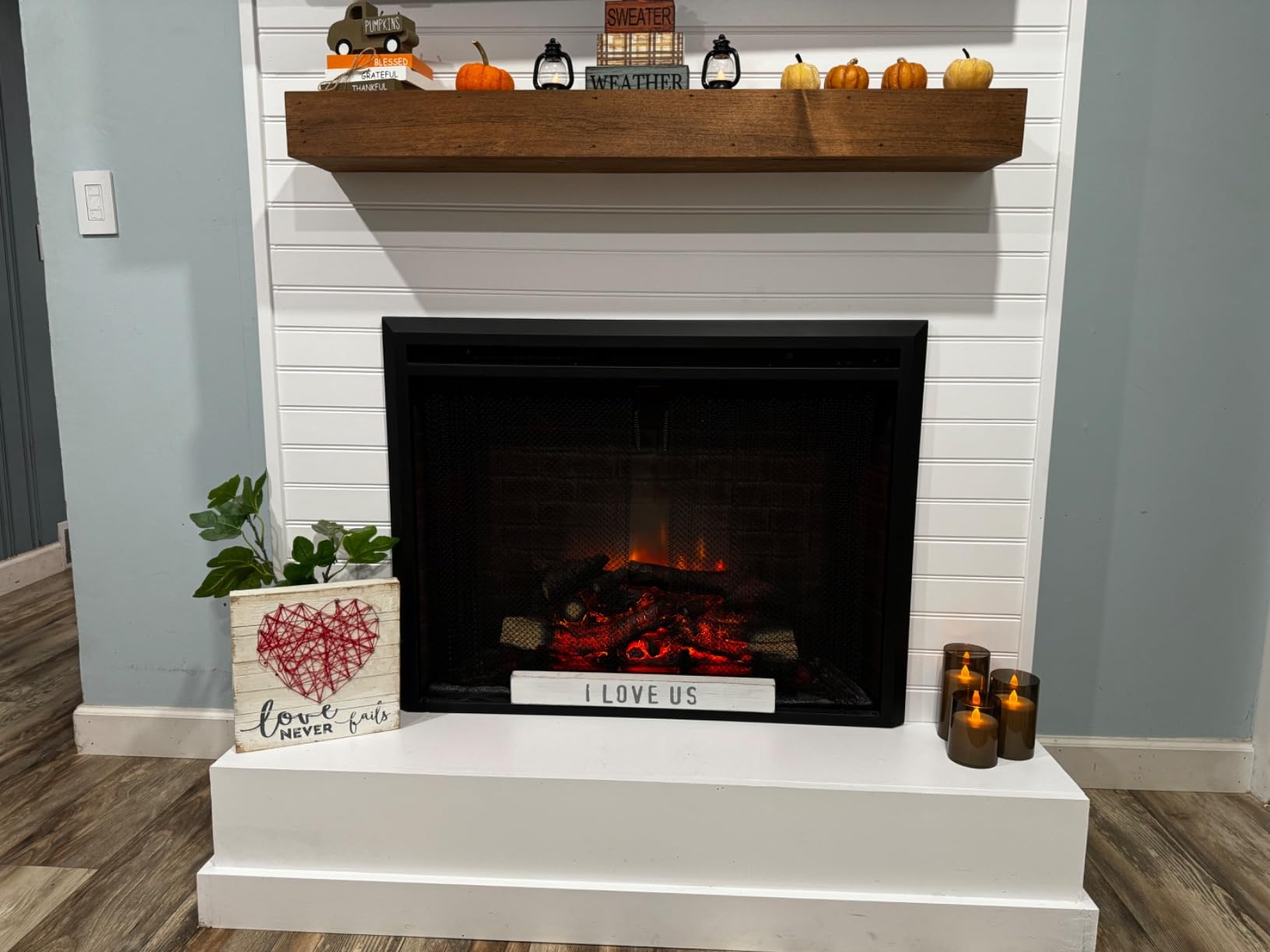PuraFlame Klaus 33” Electric Fireplace Insert with Trim Kit, Fire Crackling Sound, Resin Log, Glass Door and Mesh Screen, 750/1500W Heater, Black customer photo 2