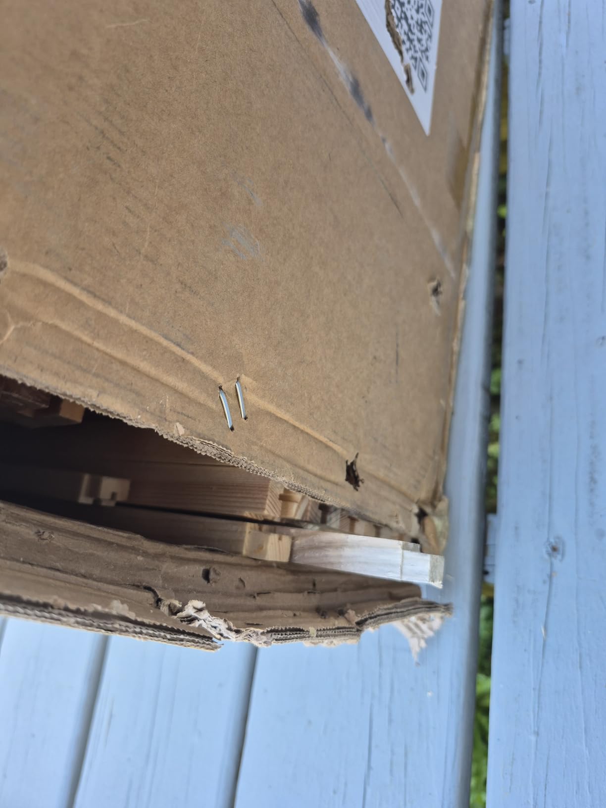 Honey Lake 10-Frame Langstroth Beehive Starter Kit, Beeswax Coated Complete Bee Hive Includes 2 Deep Brood Boxes & 2 Medium Super Bee Boxes with Beehive Frames and Foundations for Beekeepers (4 Layer) customer photo 2