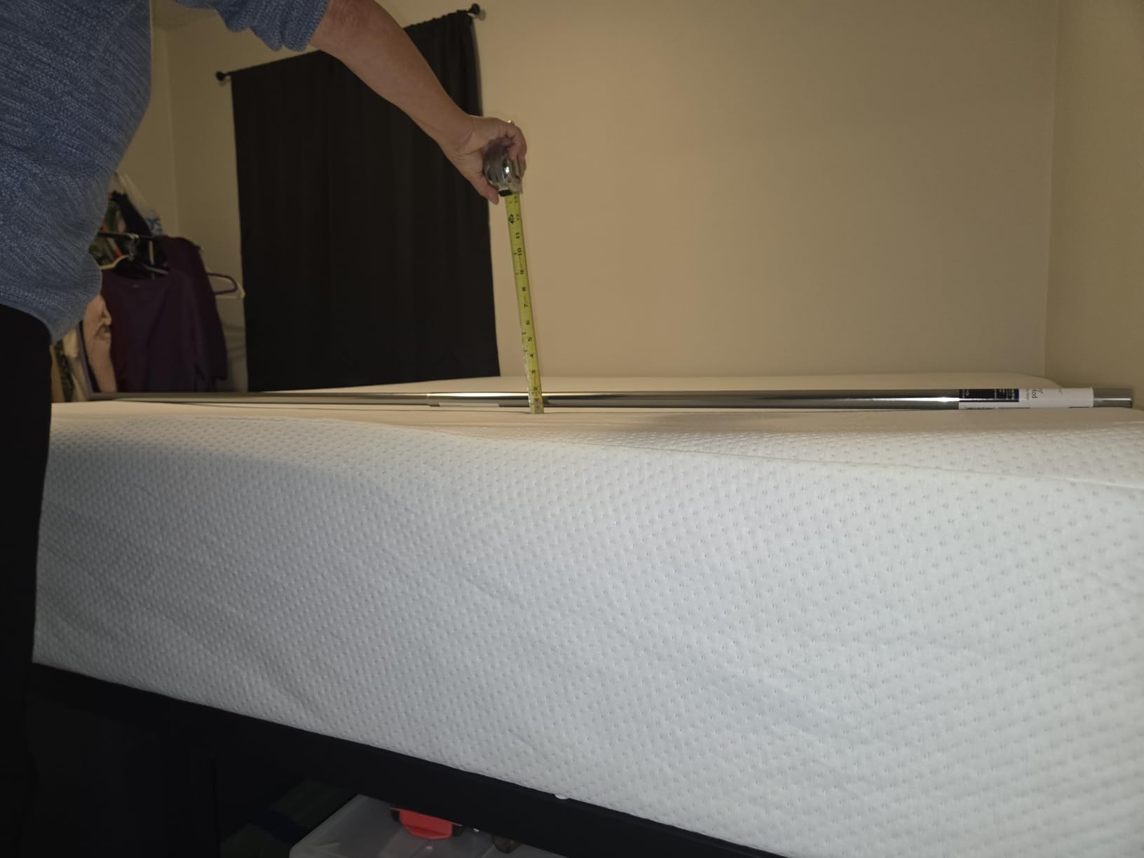 Zinus Memory Foam 12 Inch Green Tea Mattress, King, White customer photo 2