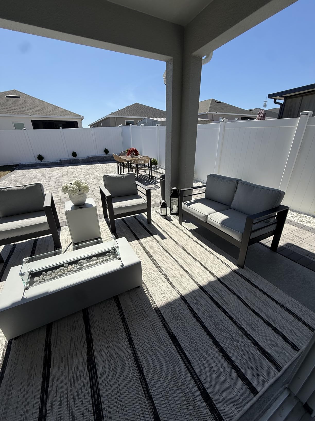 LayinSun Outdoor Aluminum Furniture Set, 5 Pieces Patio Sectional Conversation Chat Sofa Modern Seating Set with Coffee Table customer photo 1