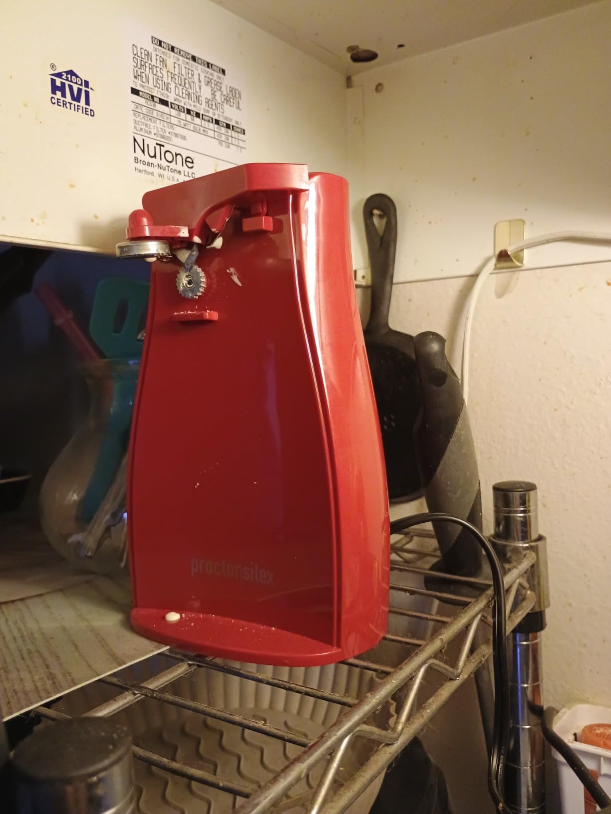 Proctor Silex Power Electric Automatic Can Opener for Kitchen with Knife Sharpener, Twist-off Easy-Clean Lever, Cord Storage, Red (75226) customer photo 1