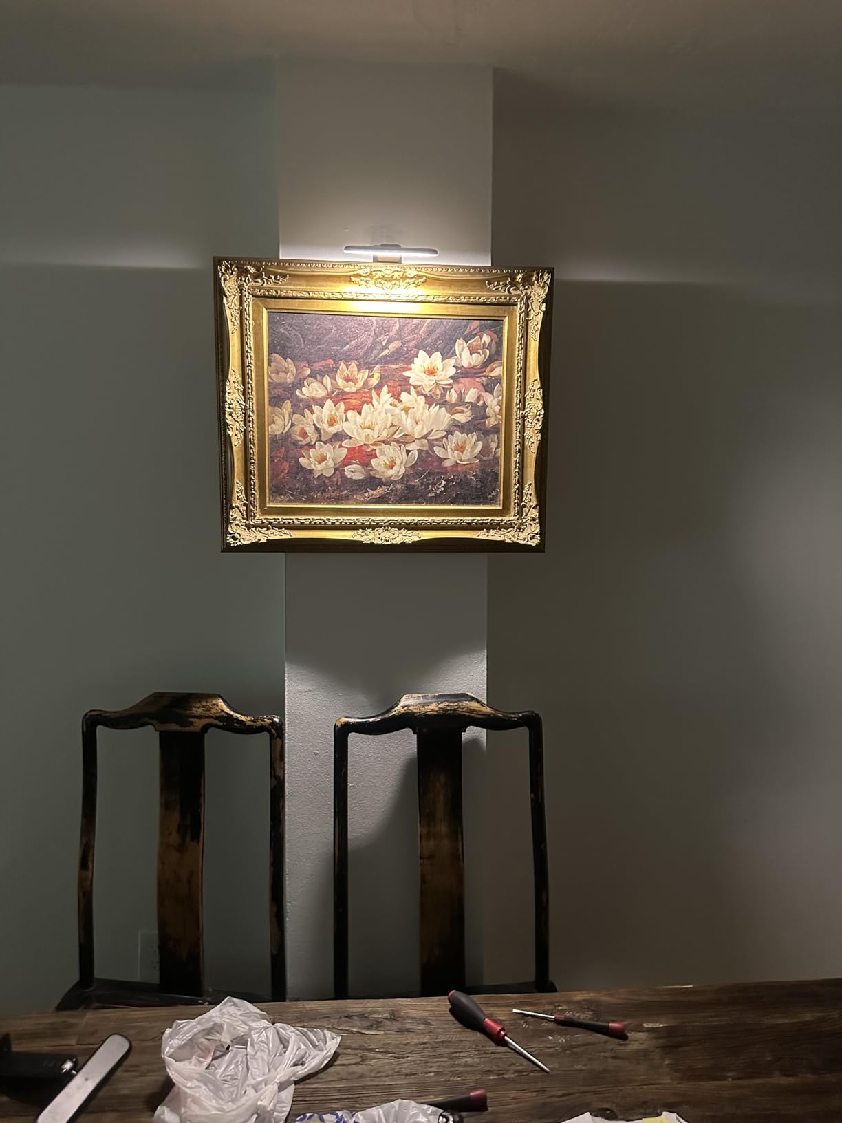 FULEN 2 Pack Picture Lights for Wall,Art Lights for Painting,Battery Operated Wall Sconce Rechargeable,LED Wall Light Cordless with Remote, Frame,Gallery,Dartboard Lights No-Drill,Black customer photo 2