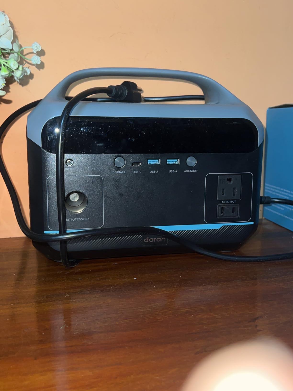 Daran Portable Power Station 89.6Wh LiFePO4 Battery 100W(200W Peak) Solar Power Bank, Portable Charger Small Generator with AC Outlets & PD Fast Charging for Home/Laptop/Camping customer photo 2