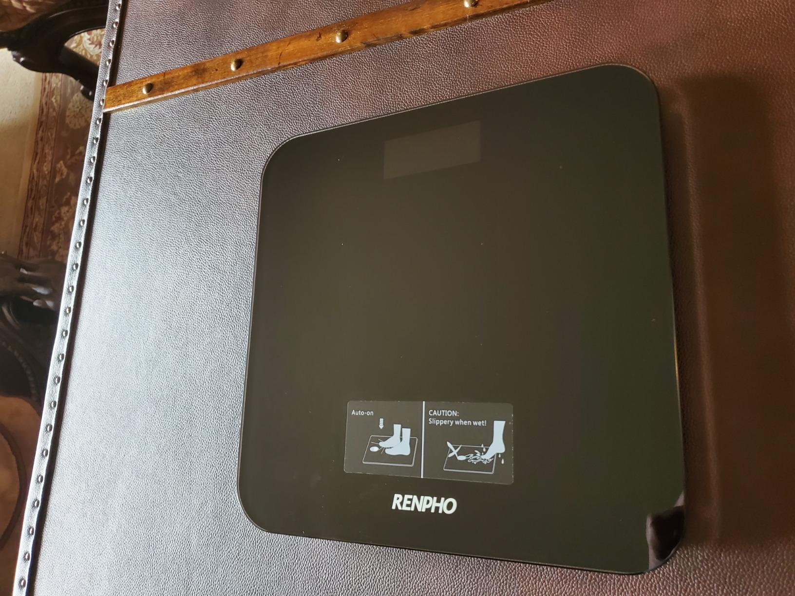 RENPHO 550lb Digital Scale for Body Weight, Large LED Display, Core 1L customer photo 1