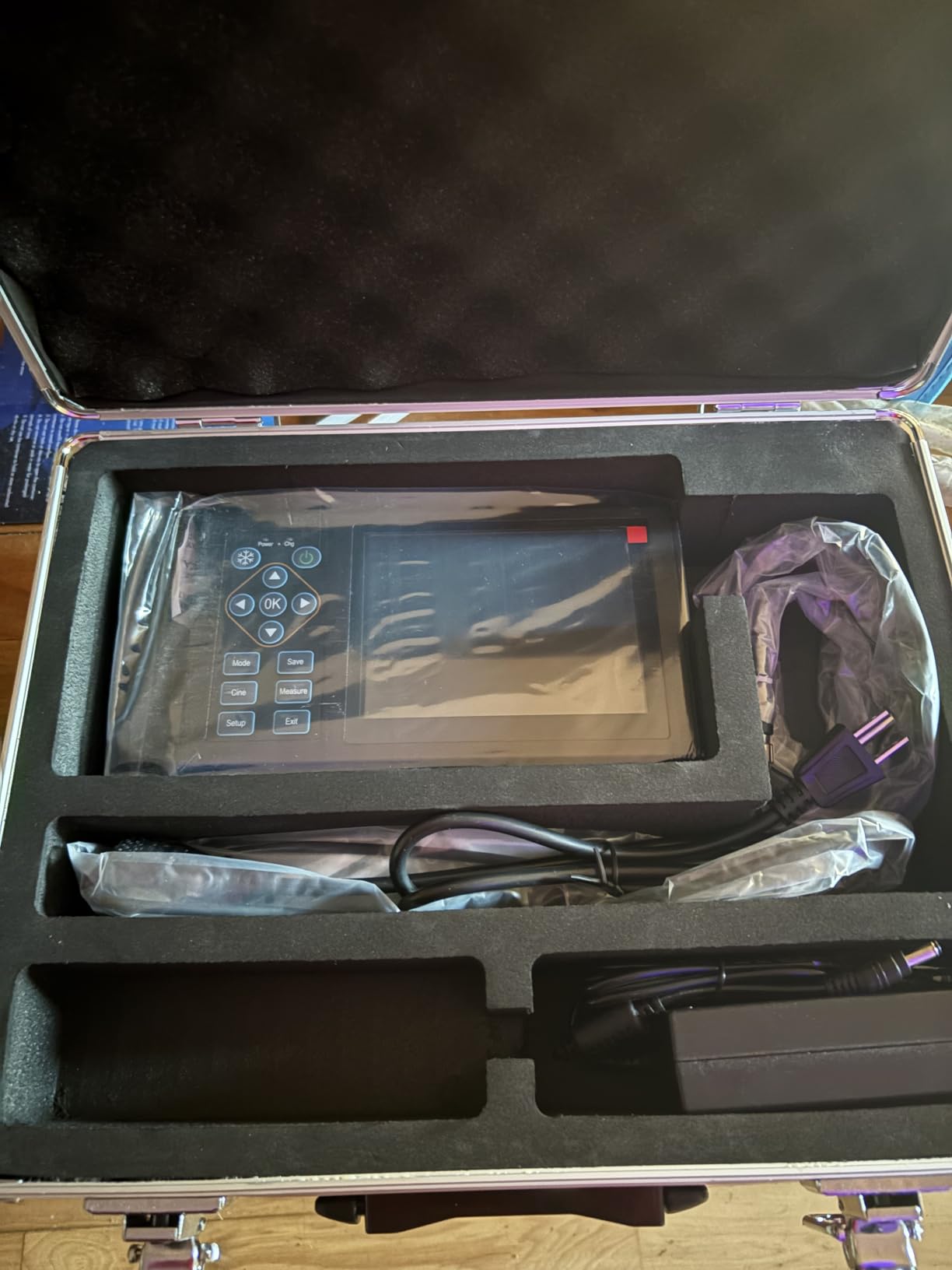 Ultrasound Machine M10 with 3.5 MHz Ultrasound Probe customer photo 1