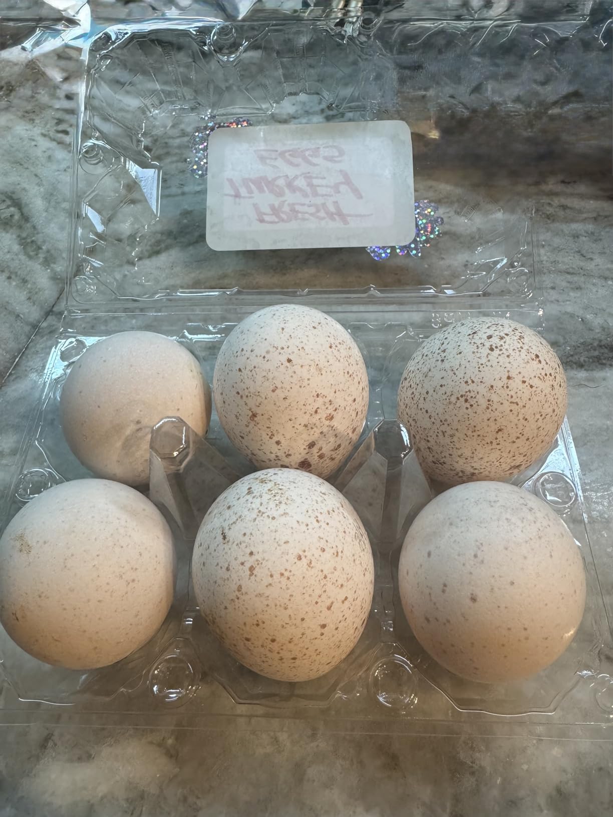Pintuson 50 Pack Egg Cartons Cheap Bulk 12 Count - Holds 1 Dozen Clear Blank Egg Cartons for Chicken Eggs - Clear Empty Chicken Egg Carton for Fresh Medium Eggs customer photo 2