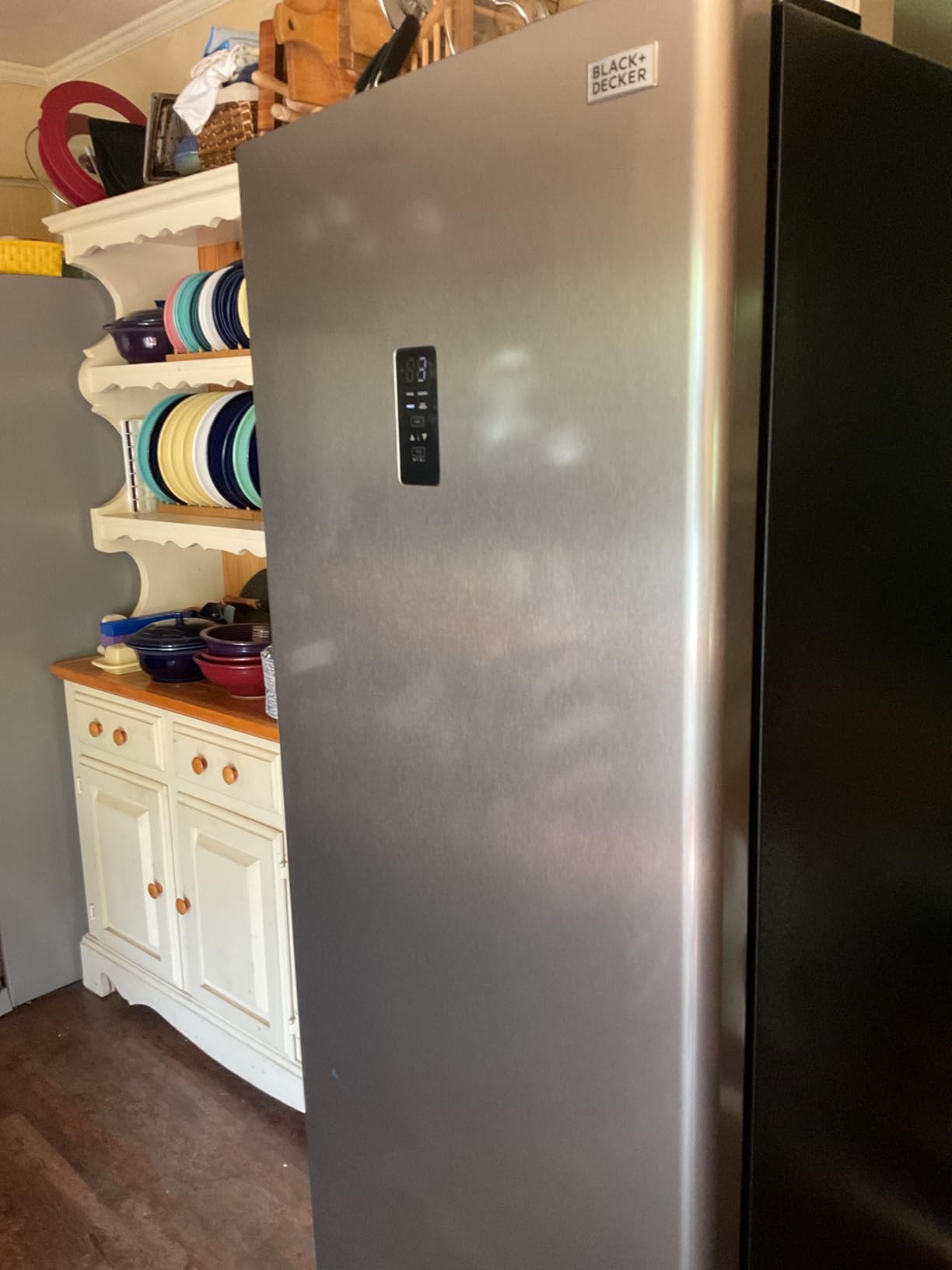 BLACK+DECKER 18 Cu. Ft. French Door Refrigerator, Built-in Ice Maker, Black | Full Size Refrigerator with Bottom Mount Freezer Drawer, Frost Free, ENERGY STAR Certified, Auto Defrost customer photo 1