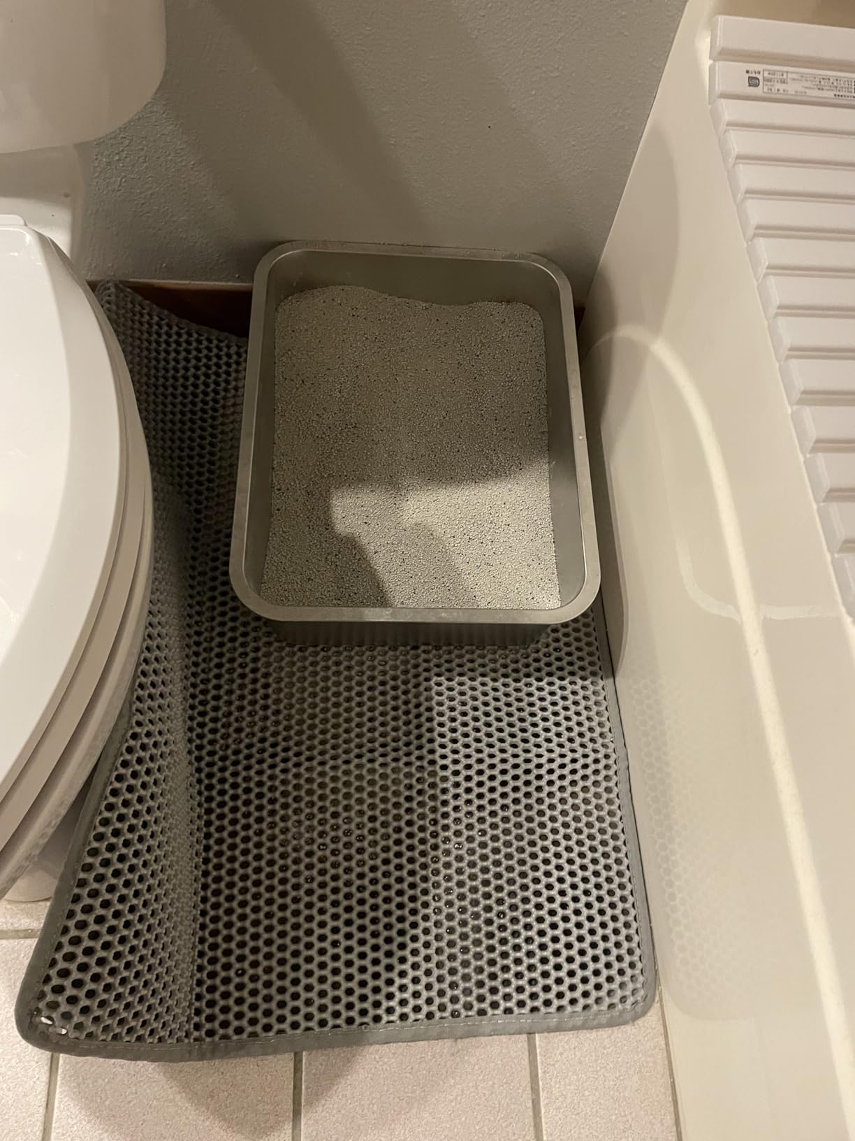 Kirecoo Large High Sided Stainless Steel Cat Litter Box, Non-Stick | Solid Metal Box, Odor Free, Non Stick, Rust Proof, Easy to Clean, Ideal for Cats, Kitten, Kitty & Rabbits, Indoor Use customer photo 2