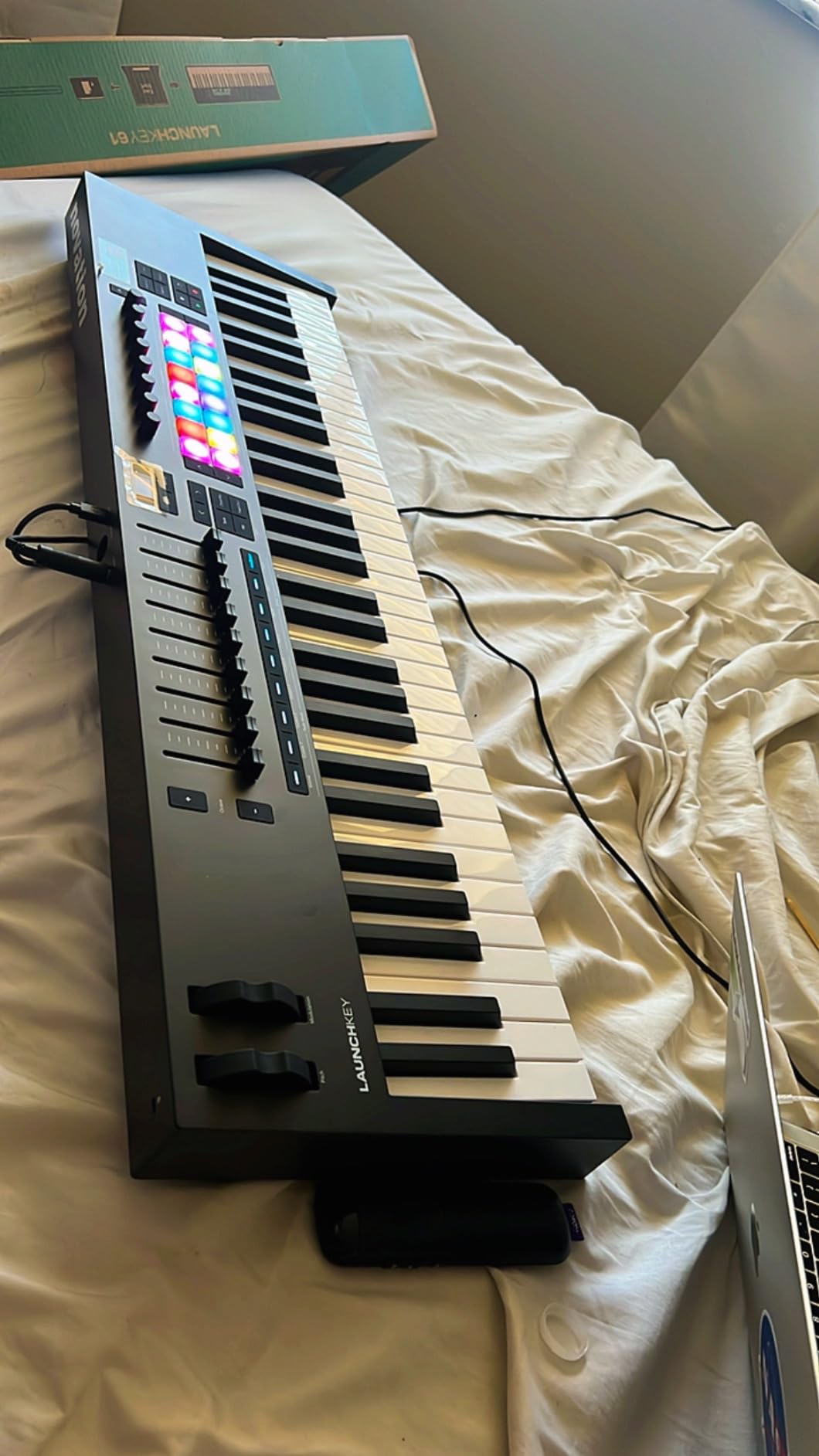 Novation Launchkey 61 MK4 USB MIDI Keyboard Controller customer photo 2