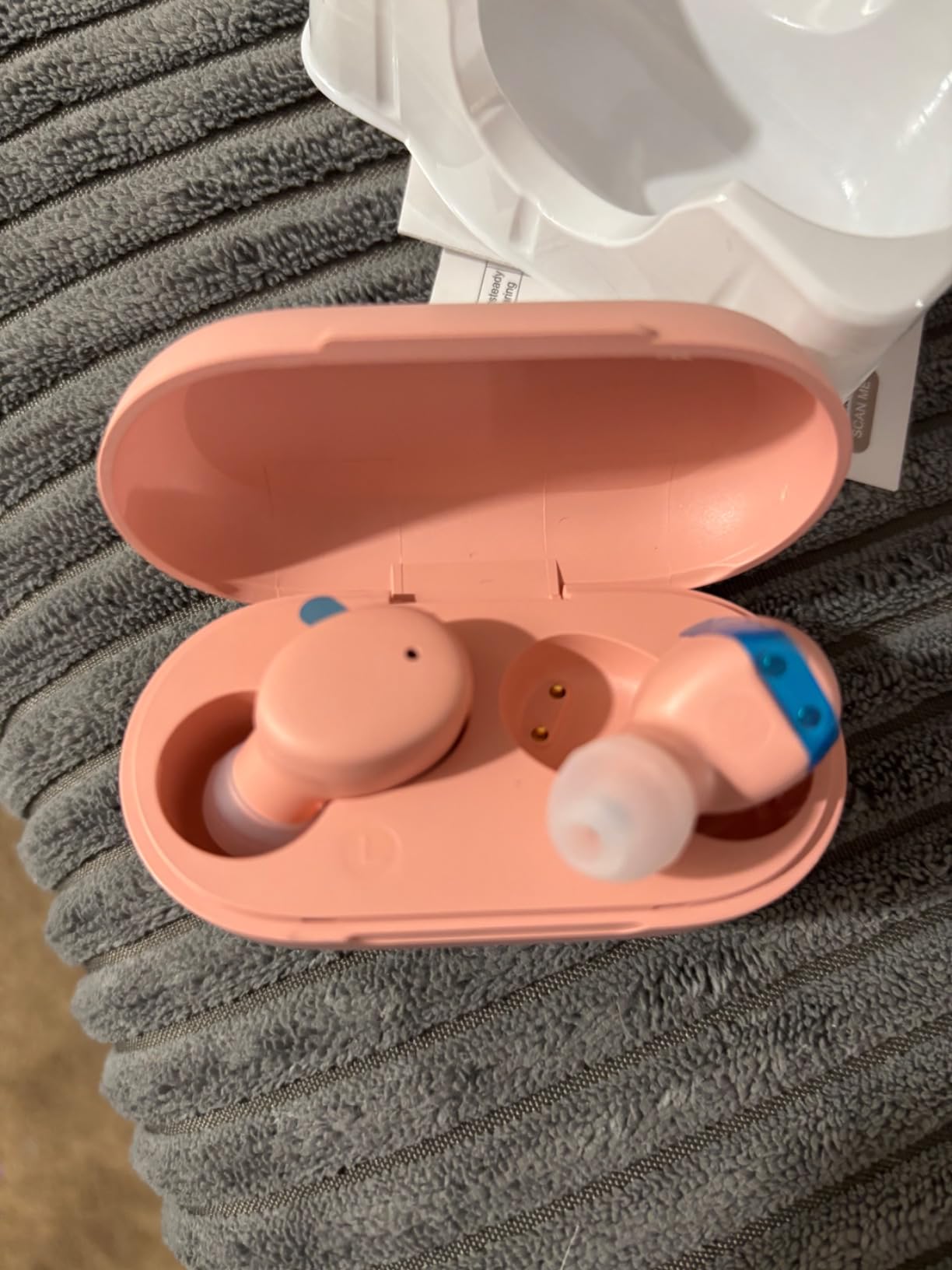 MOZOTER Mini Wireless Earbuds Bluetooth 5.3 in Ear Headphones Headsets | Light Weight,60Hrs Playtime Ear Buds with Charging Case,Smart Touch Control,Premium Sound with Deep Bass for Sport-Pink customer photo 2