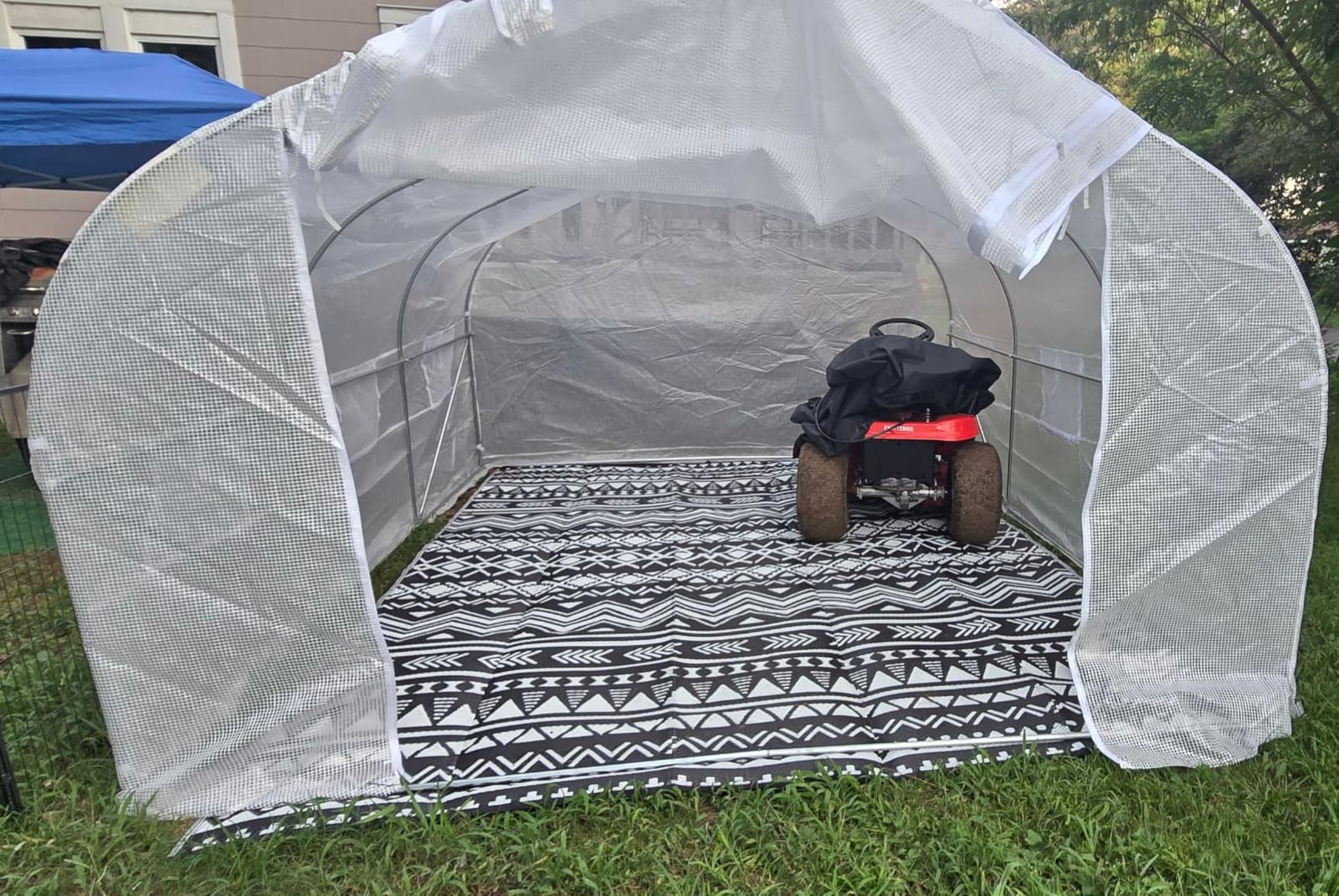 Outsunny 20 x 10 x 7 ft Walk-in Greenhouse with Roll-up Zipper Door White customer photo 2