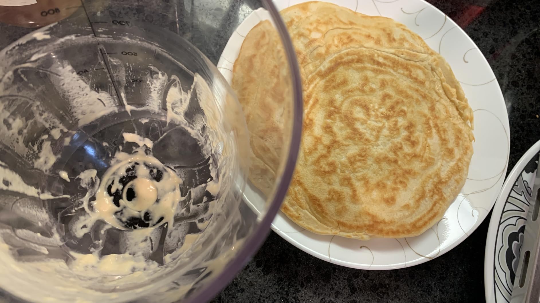 Eggssentials Pancake Batter Dispenser with Squeeze Handle Pancake Dispenser customer photo 1