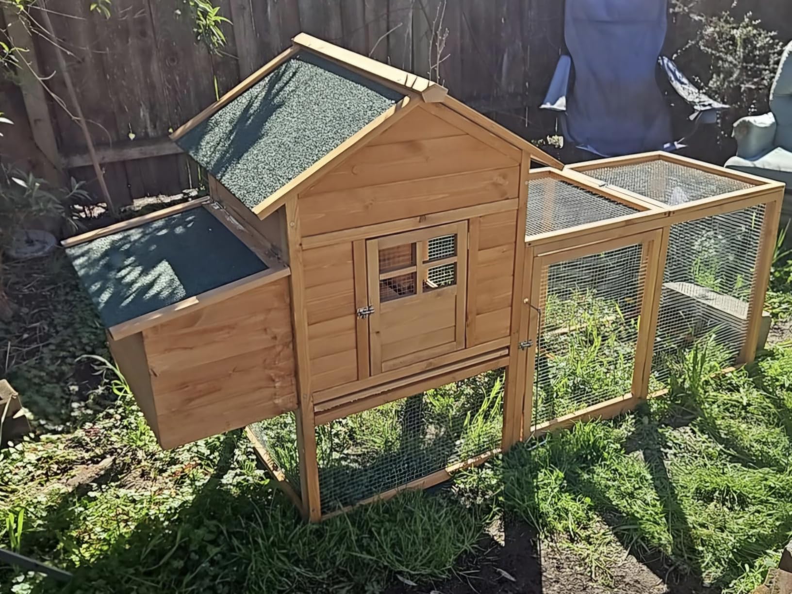 Outdoor Chicken Coop for 2-4 Chickens Wooden Hen House with Nesting Box customer photo 1