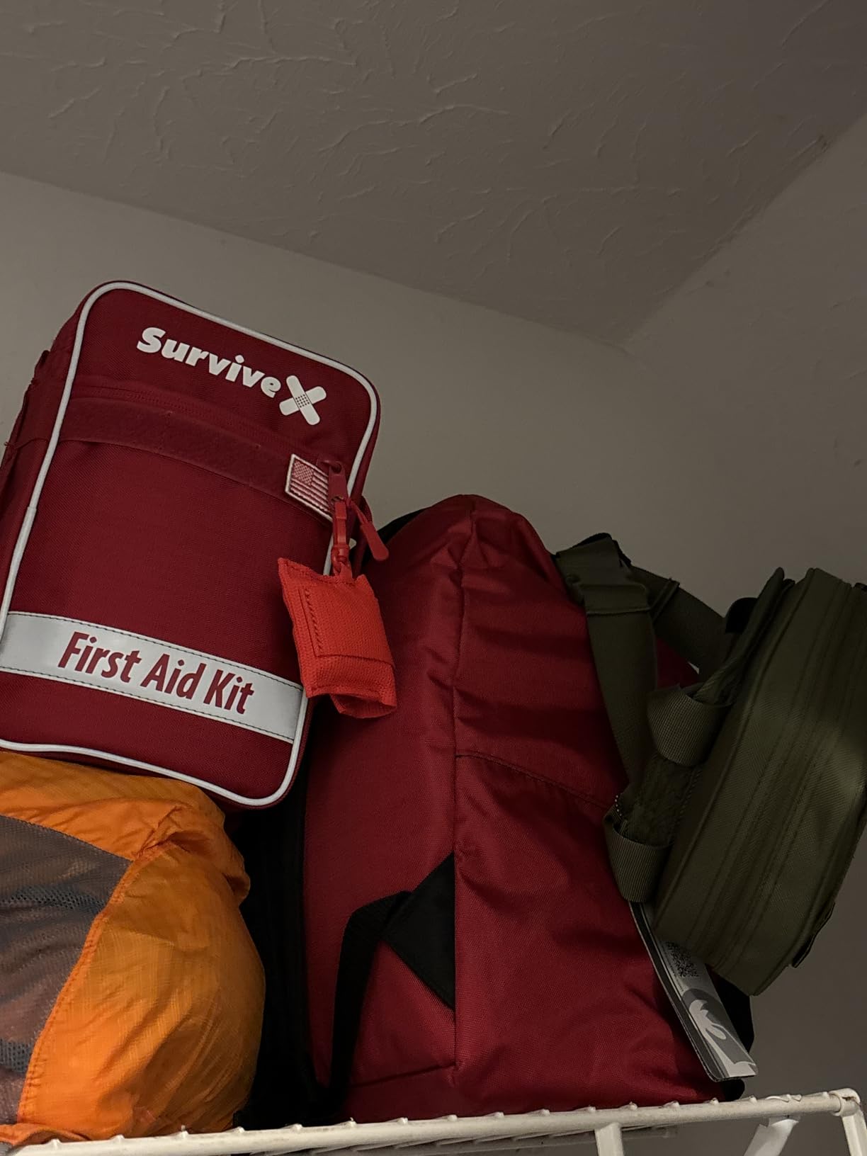 SurviveX Large First Aid Kit, Emergency Kit for 3-4 People customer photo 1