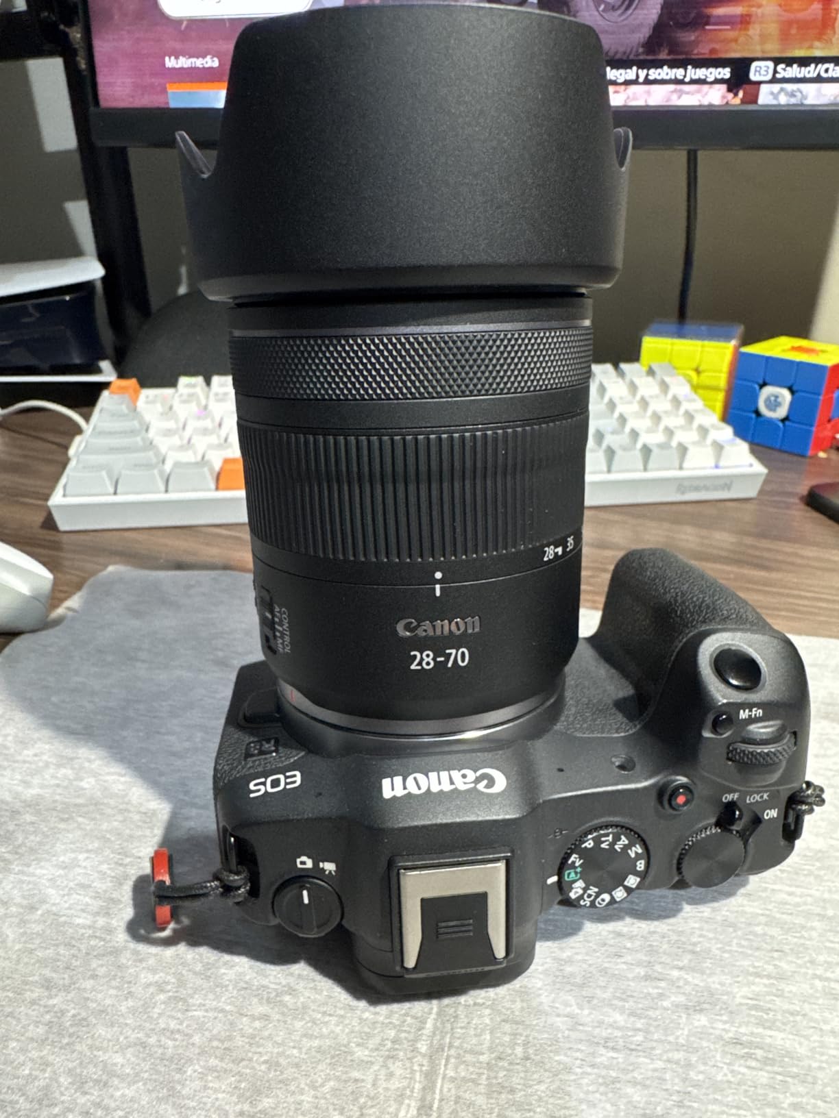 Canon RF28-70mm F2.8 is STM Macro Lens, Black customer photo 2