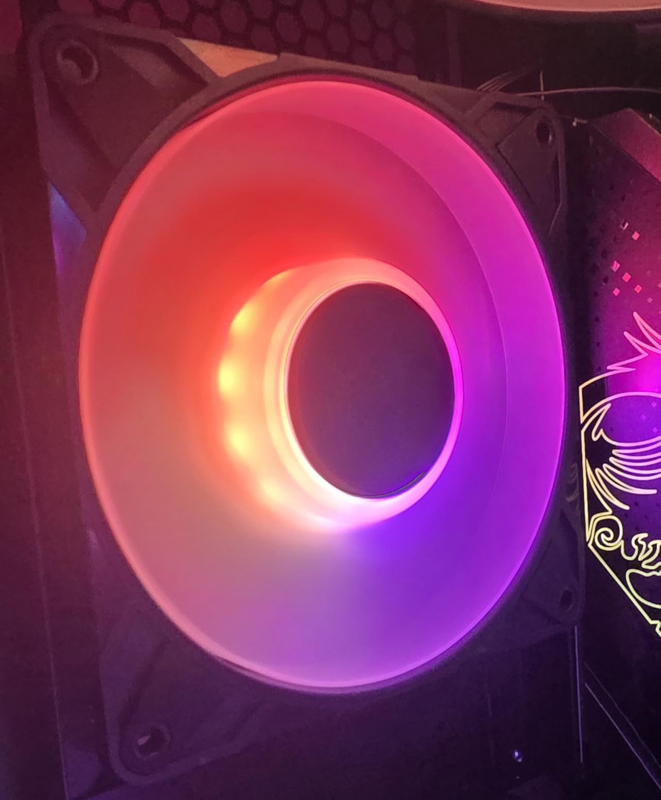 ARCTIC P12 Pro A-RGB - Powerful Premium Fan, 120 mm PWM Fan customer photo 1