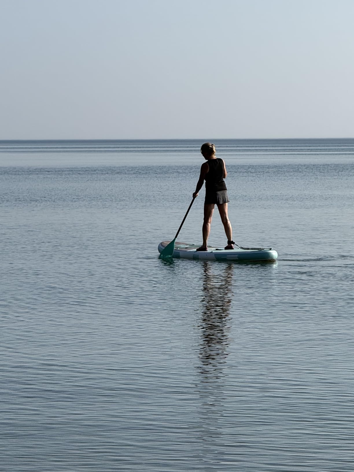 Niphean Inflatable Stand Up Paddle Board with SUP Accessories | 10’6’’ SUP, Anti-Slip EVA Deck, 450 lbs Capacity Inflatable Paddle Boards for Adults & Youth of All Skill Levels customer photo 1