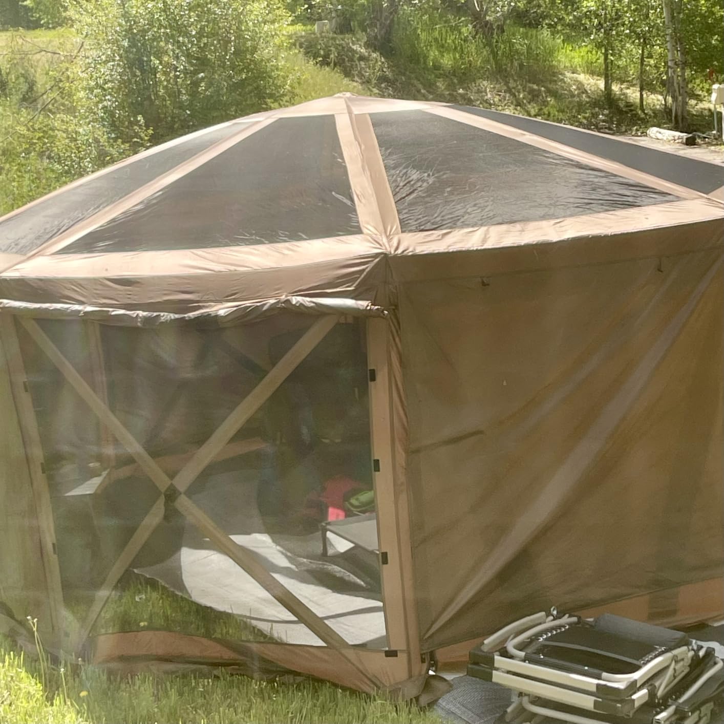 VEVOR Pop Up Gazebo Screen Tent, Pop-Up Instant Gazebo Tents with Mosquito Netting Outdoor Canopy, 6 Sided Sun Shelter 10x10ft with 6 Removable Wind Cloths & 2 Mesh Windows, Pavilion Tent for Patio customer photo 1