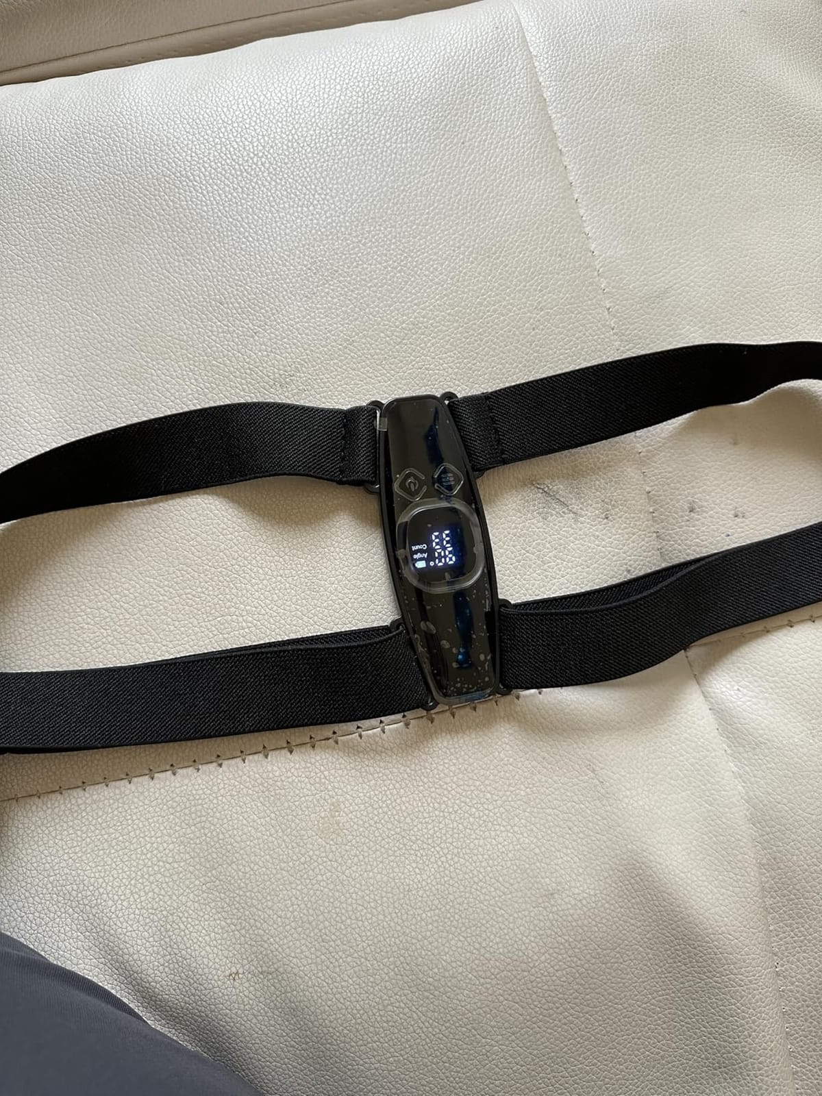 Upgraded Smart Posture Corrector Adjustable Posture Correction Angle with Vibration Posture Reminder Correct Hunchback Posture Correction Back Posture Monitor Hunchback Smart Corrector customer photo 1